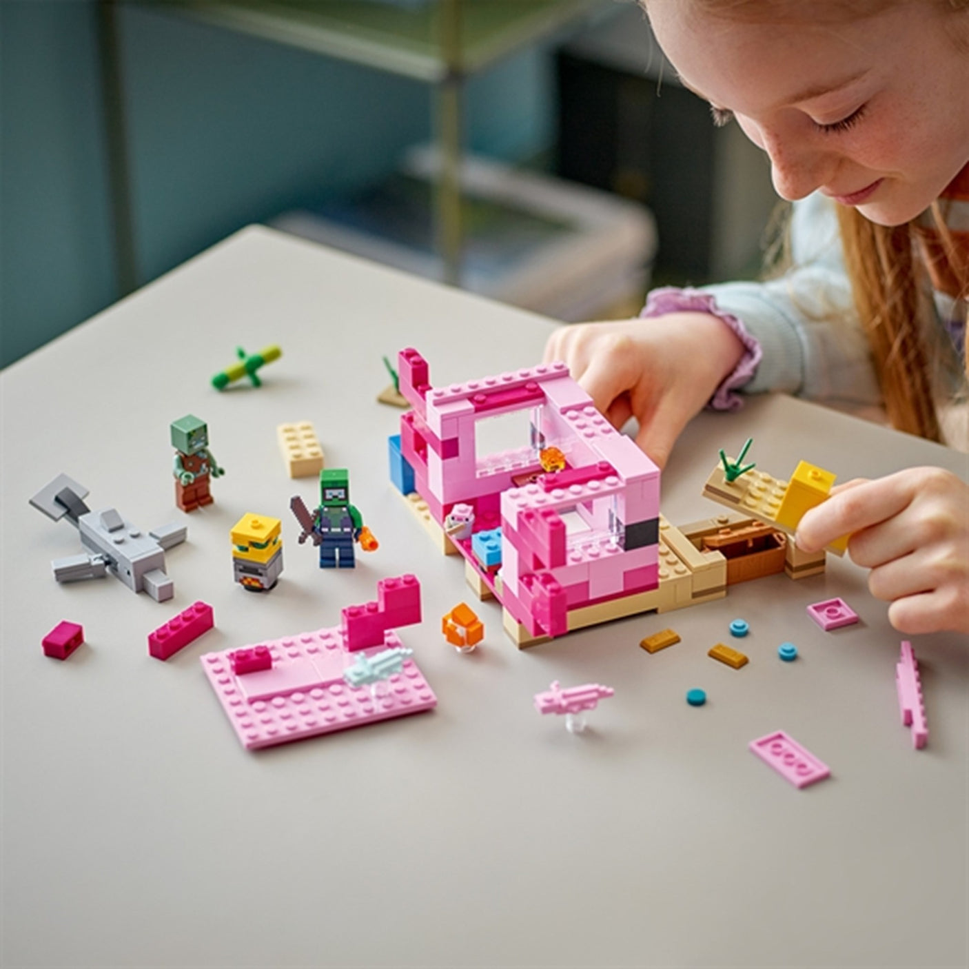 LEGO® Minecraft® The Axolotl House
