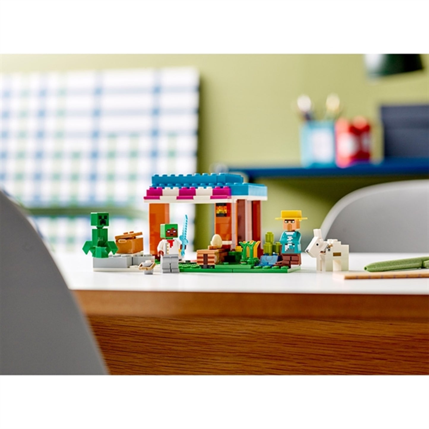 LEGO® Minecraft® The Bakery