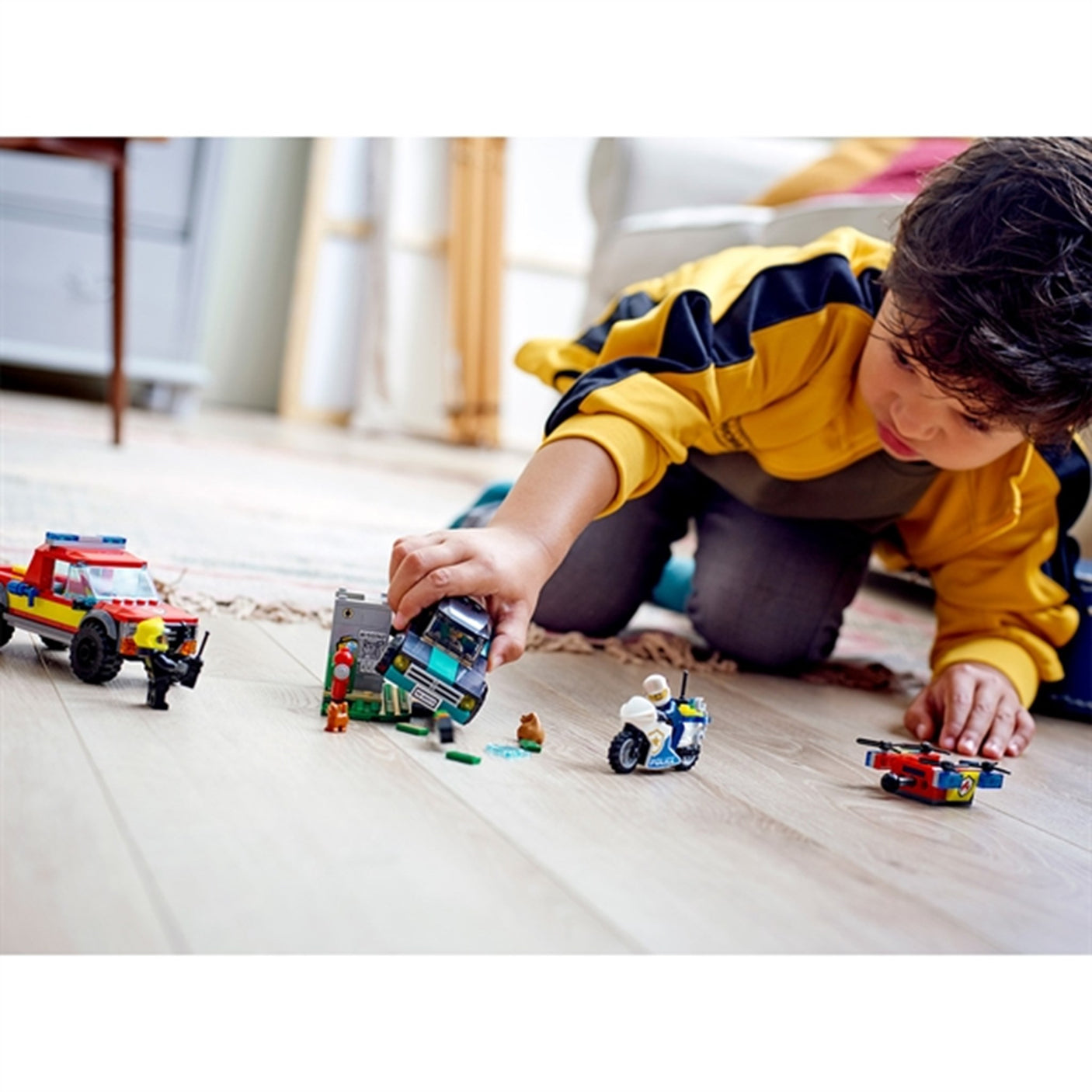 LEGO® City Fire Rescue & Police Chase