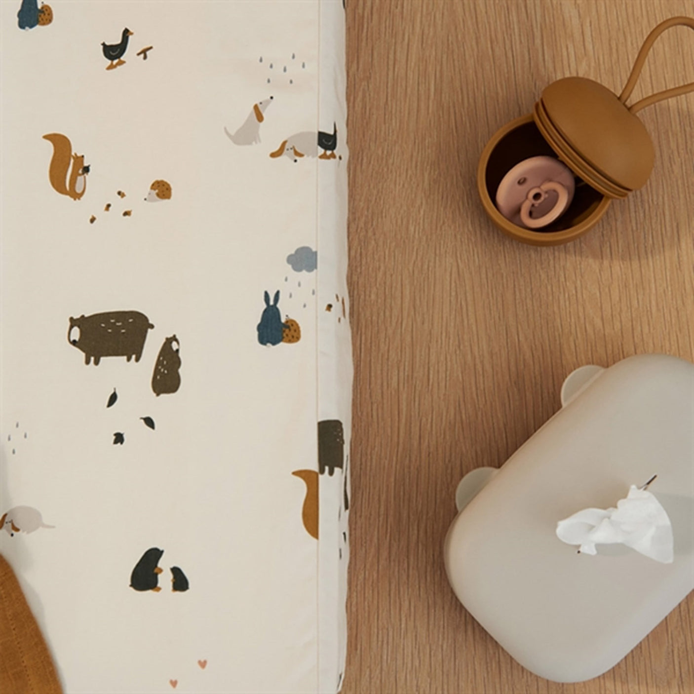 Liewood Philip Pacifier Box Golden Caramel 3