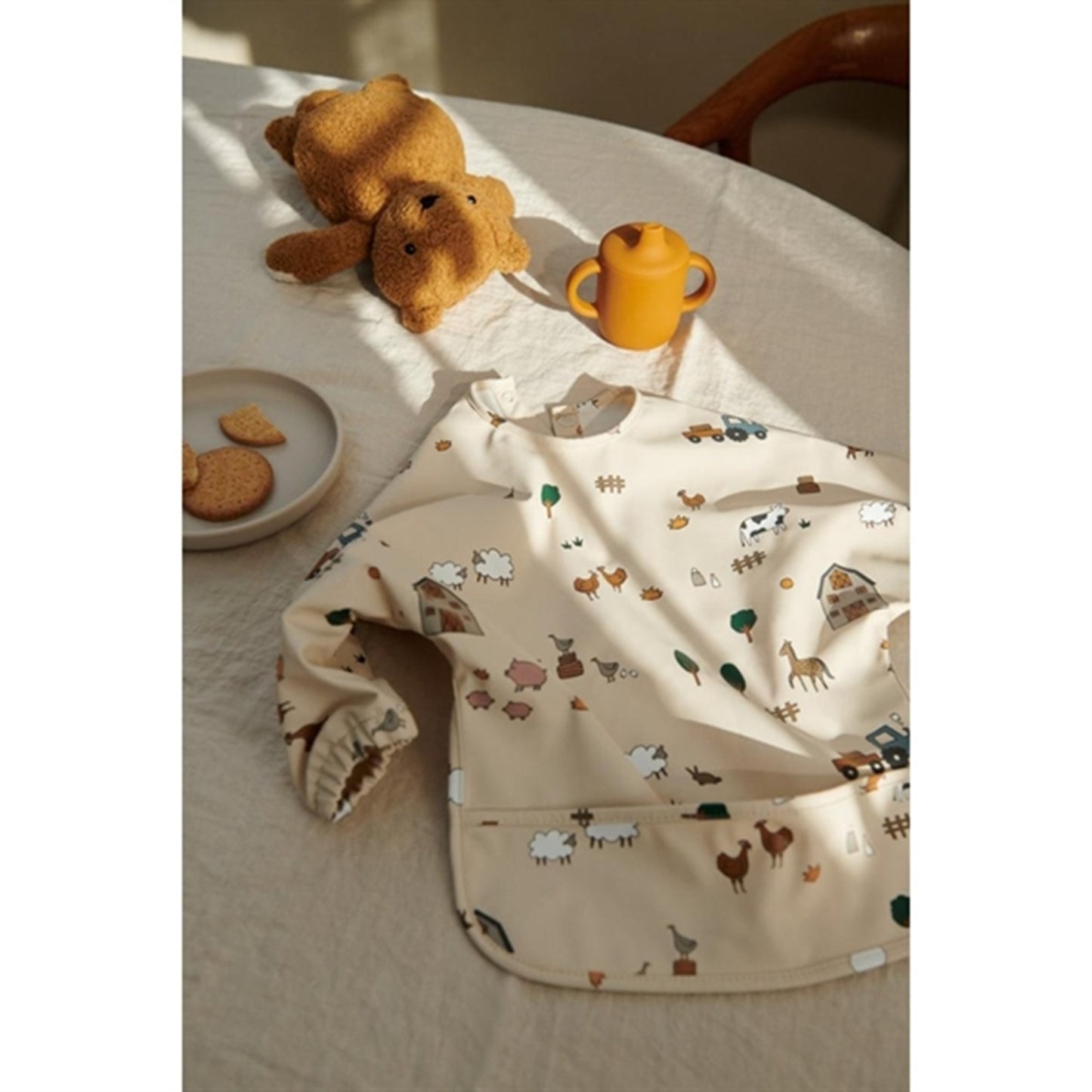 Liewood Merle Printed Cape Bib Farm / Sandy