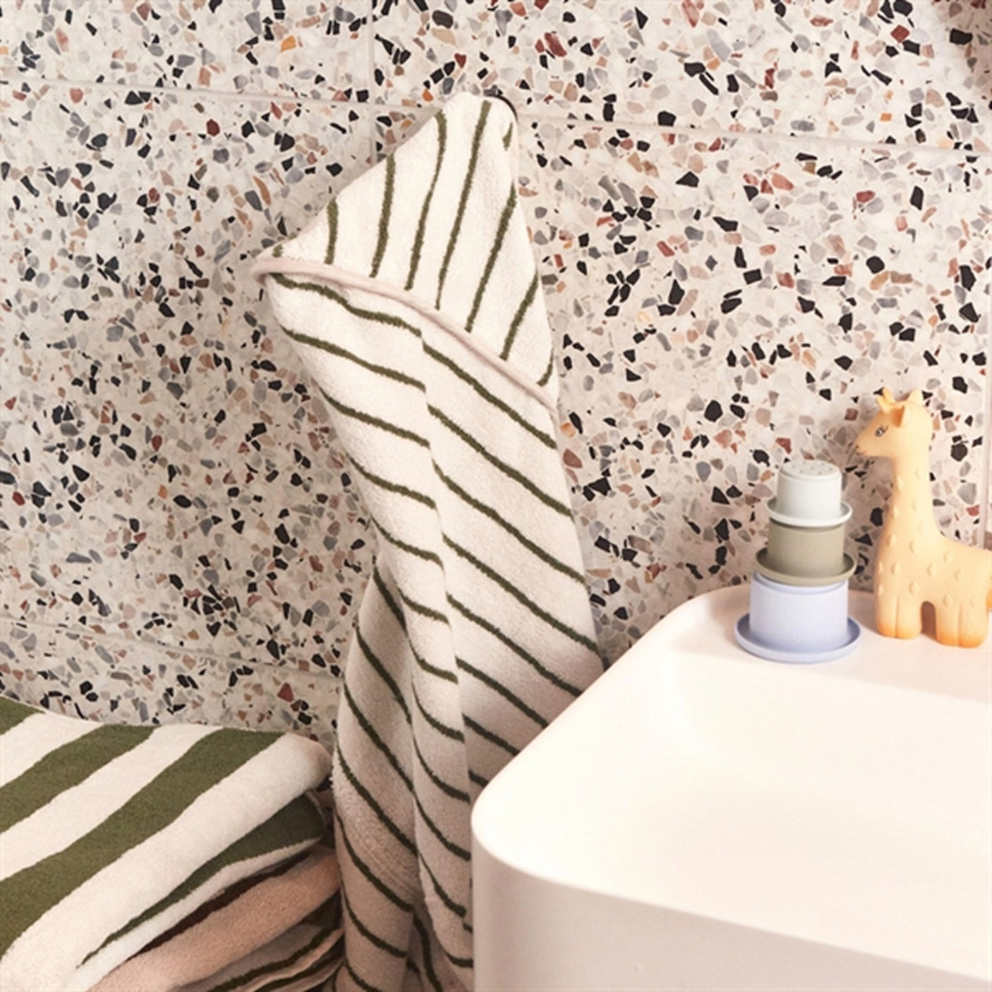 OYOY Tawa Silicone Stacking Cups Caramel / Blue