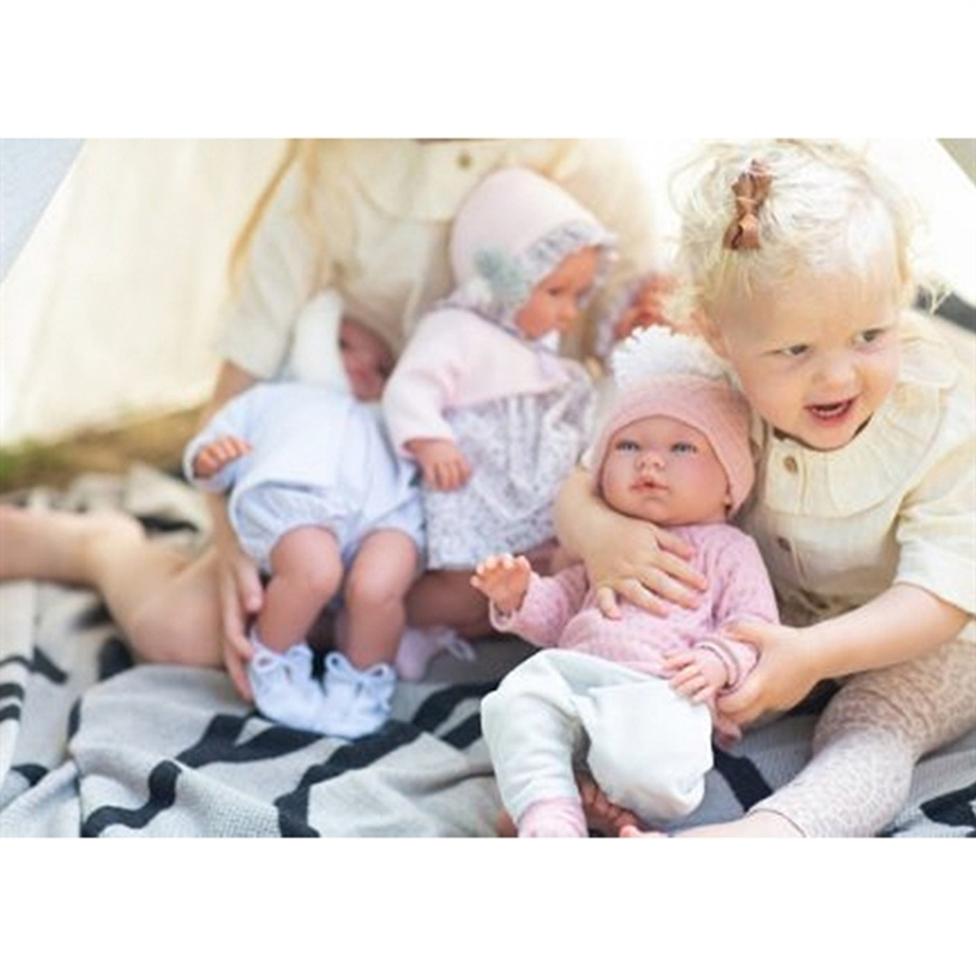 Así Baby Doll - Maria Rose