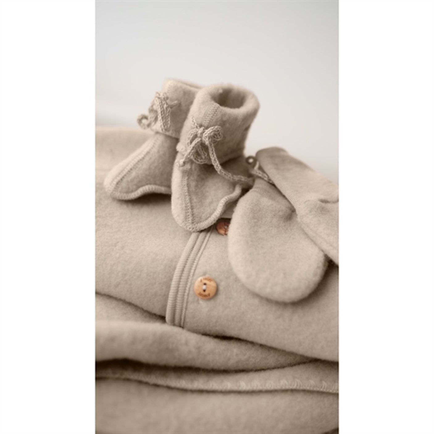 Engel Hooded Jacket With Wooden Buttons Sand Mélange