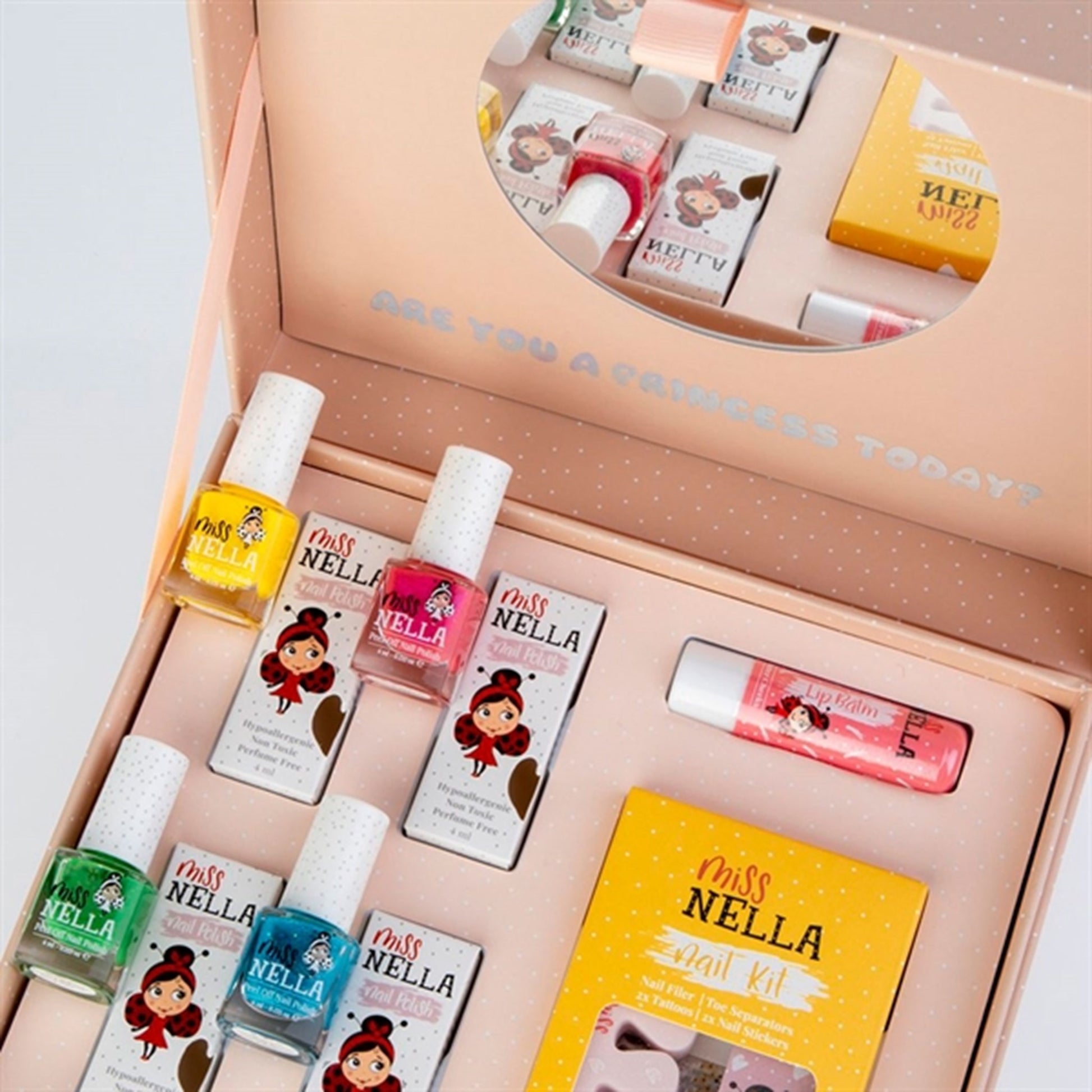 Miss Nella Giftbox