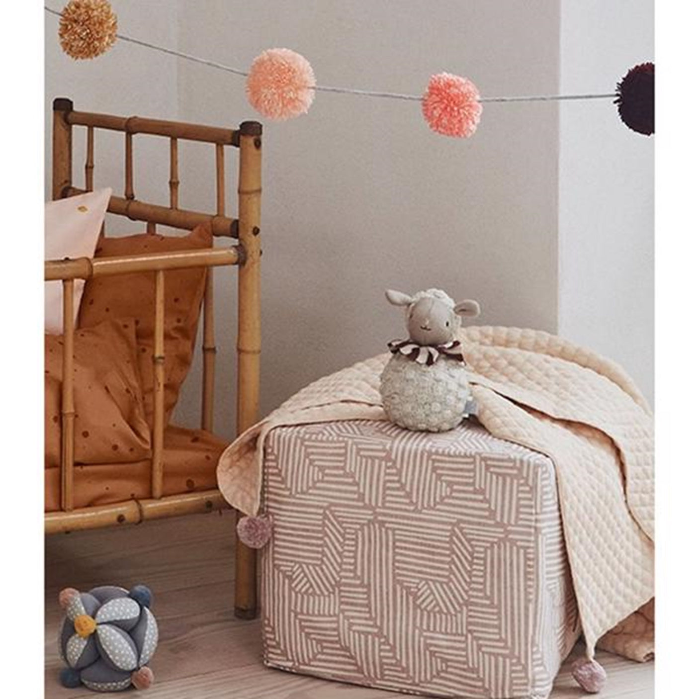 OYOY Roly Poly Sheep 2