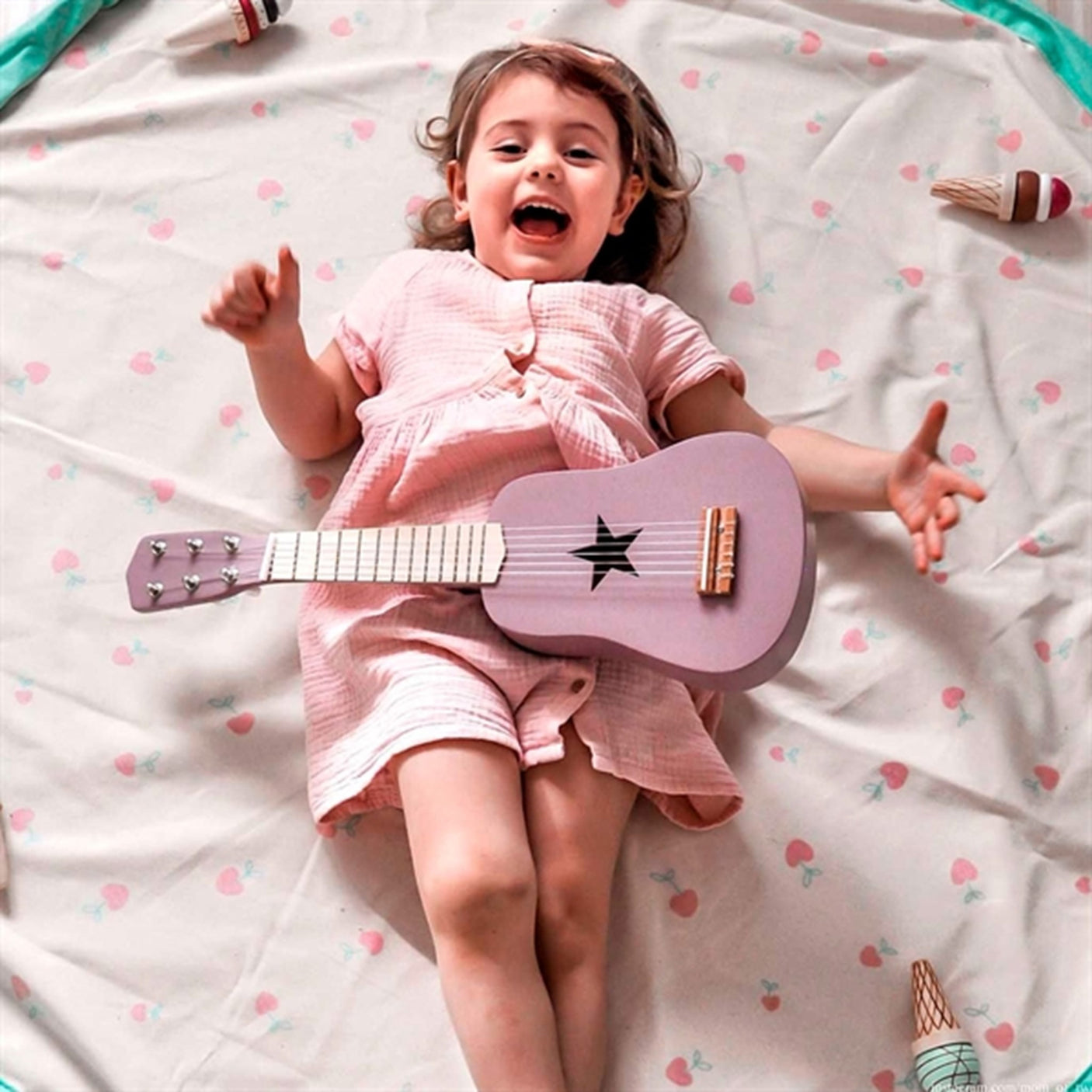 Play&Go 2-i-1 Play Mat Cherry Love 6