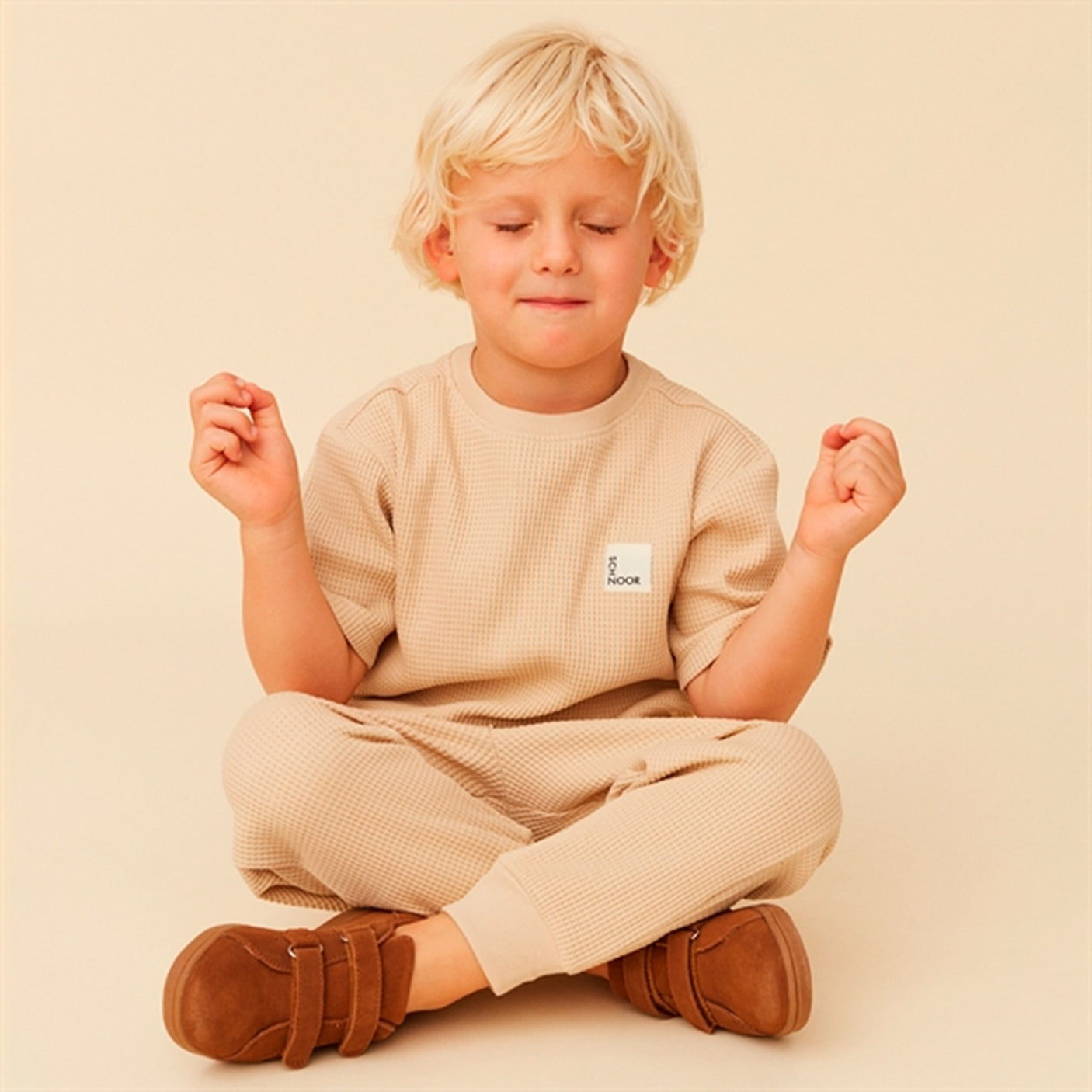 Sofie Schnoor T-shirt Sand