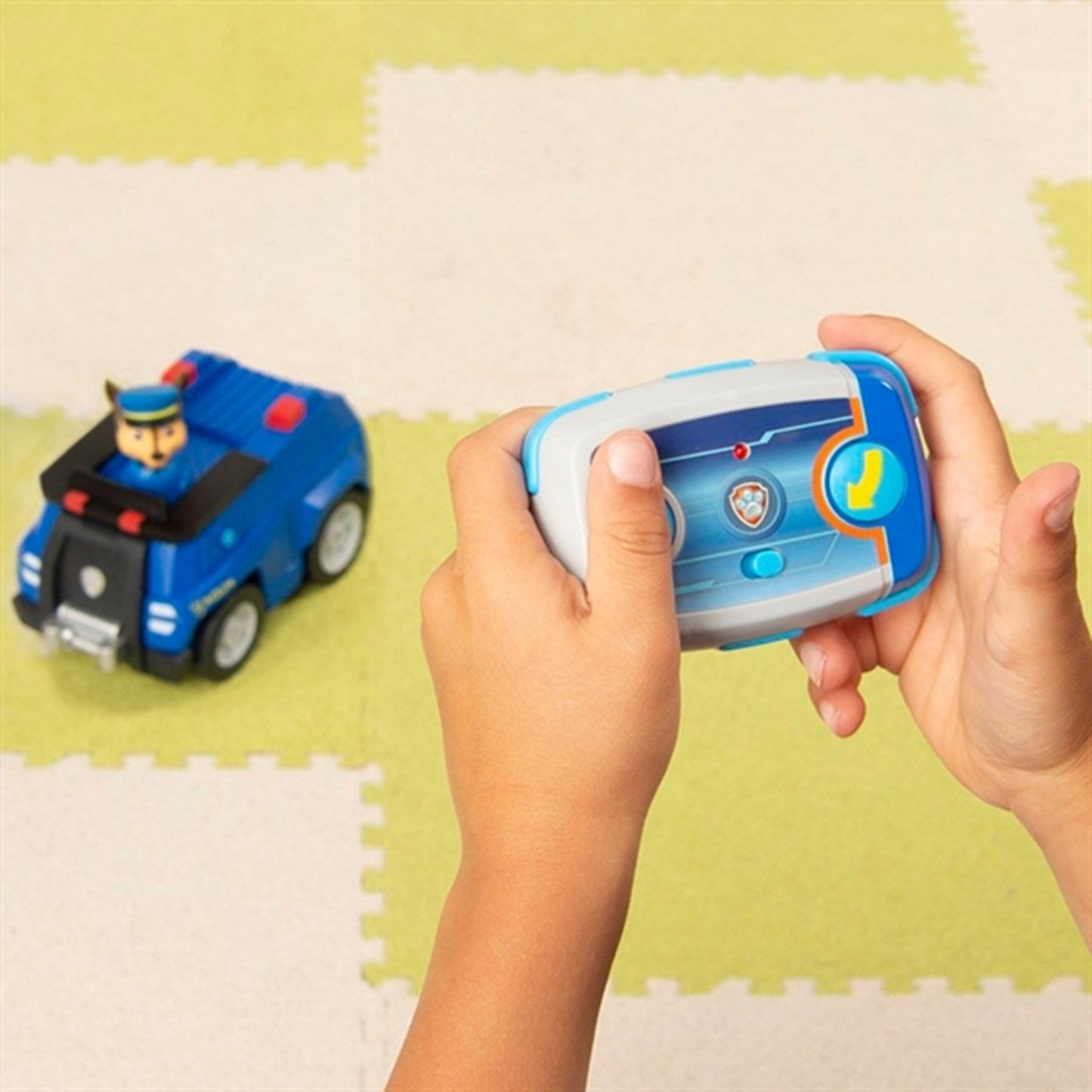 Paw Patrol Chase RC Cruiser 2
