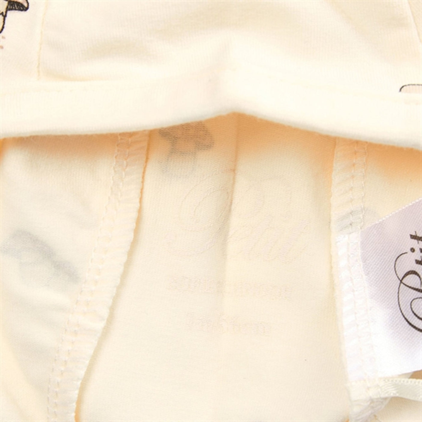 Sofie Schnoor Antique White Hue