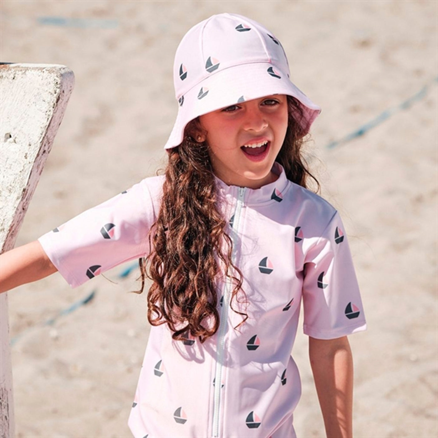 Petit Crabe Rose Boat Frey Sun Hat