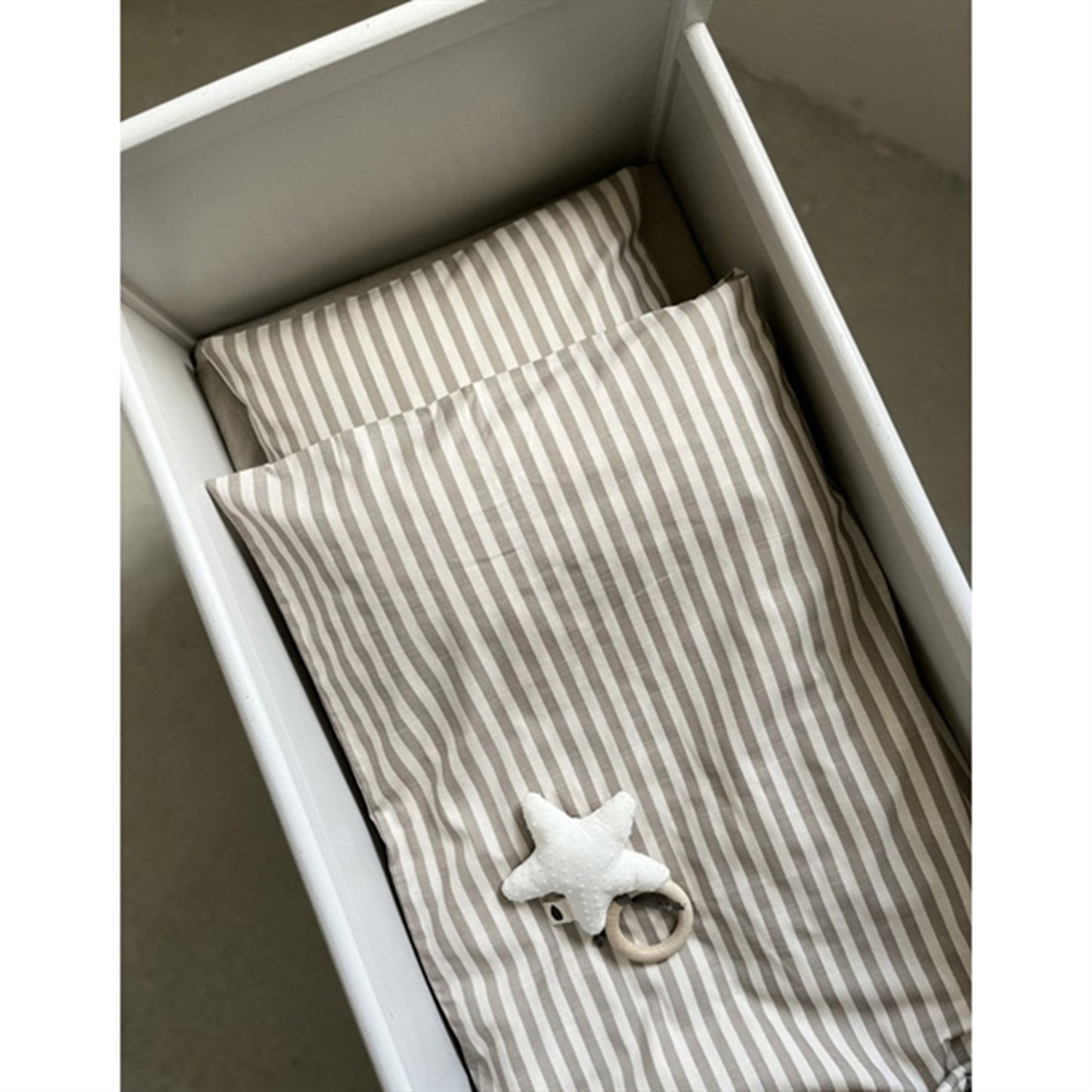 Pine Cone Bedding Stripe Mushroom Stripe