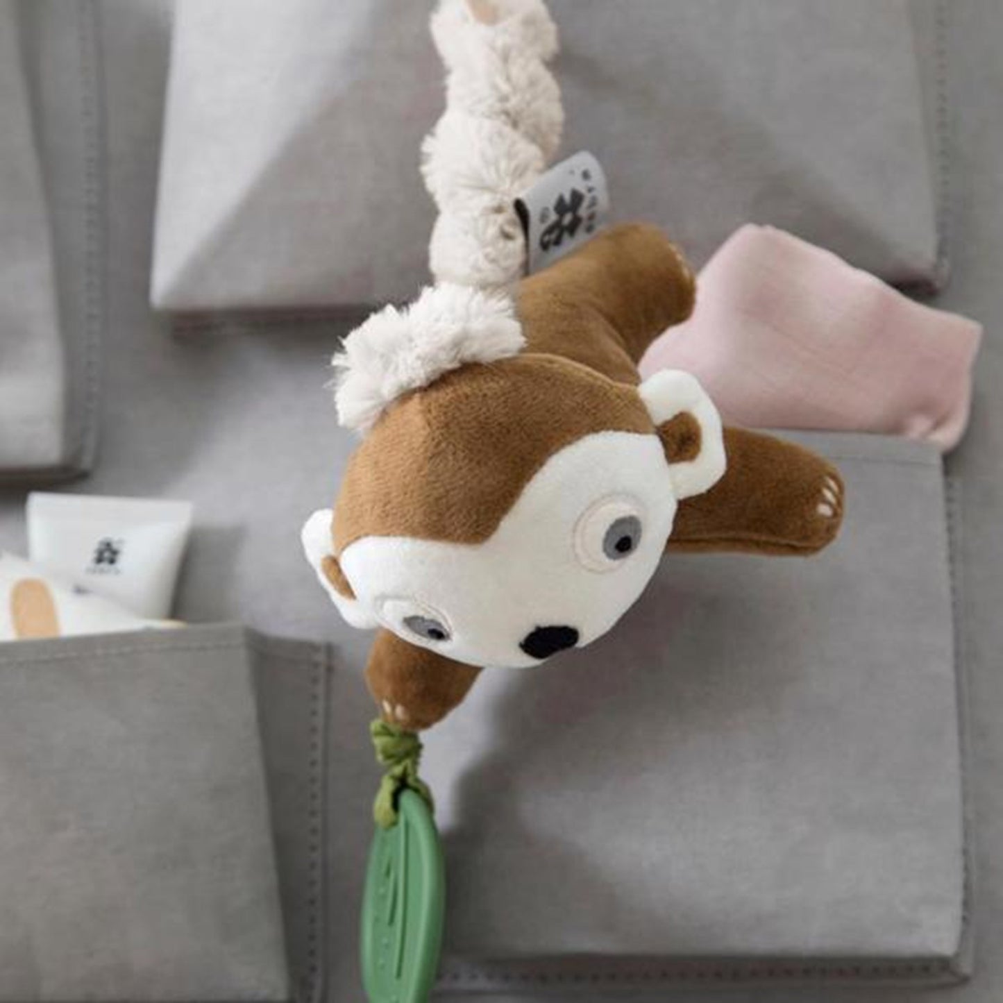 Sebra Activity Toy Maci The Monkey Almond Brown 2