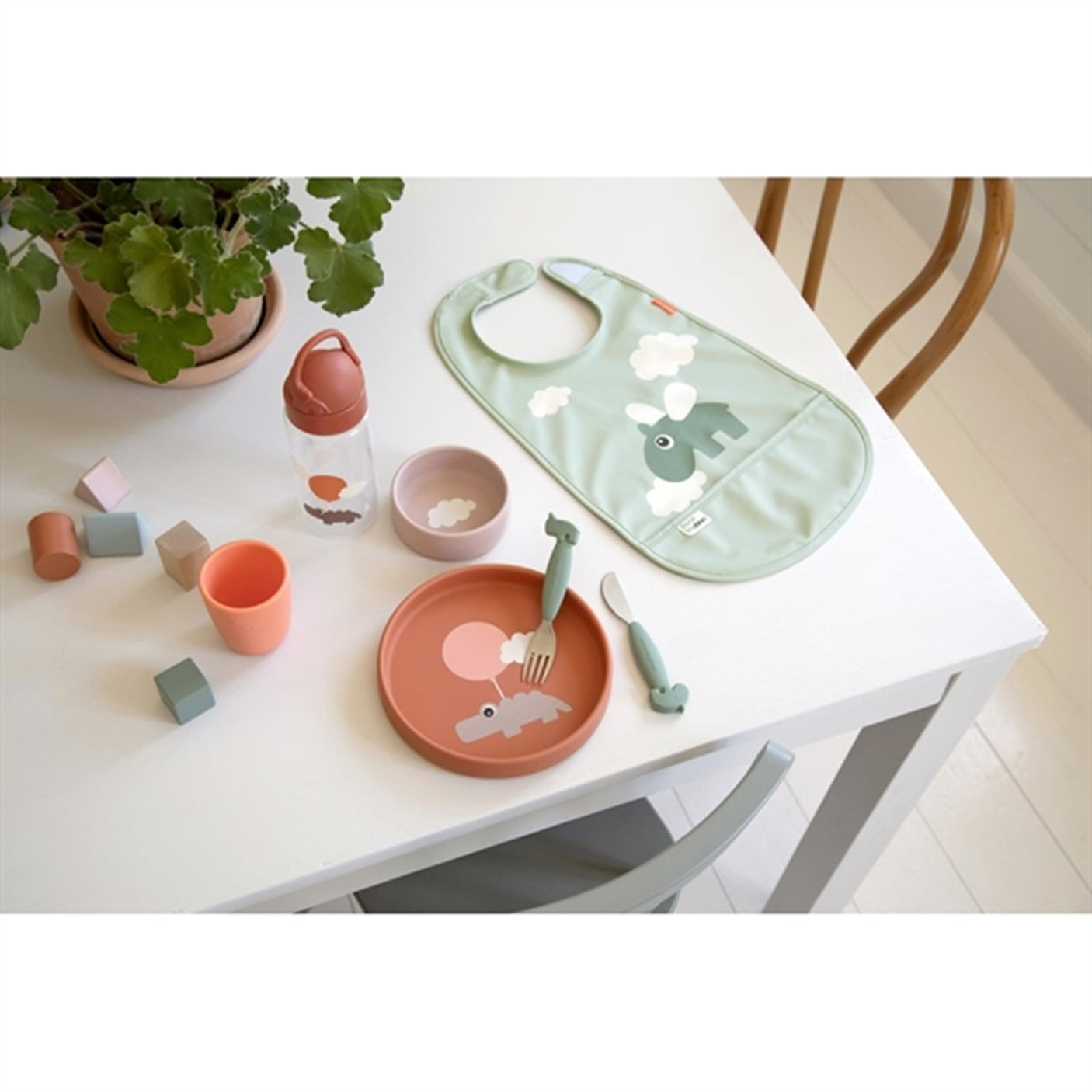 Done by Deer Bib Happy Clouds Green