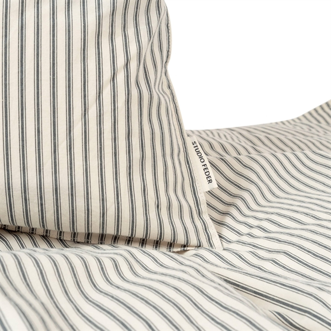Studio Feder Bedding Classic Stripe 2
