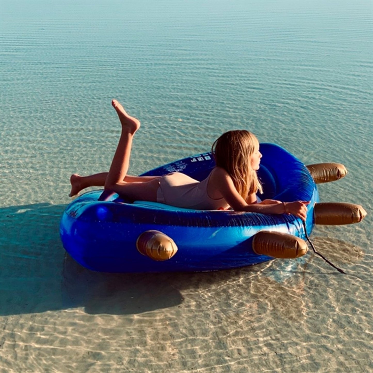 SunnyLife Float Away Lie On Greek Eye