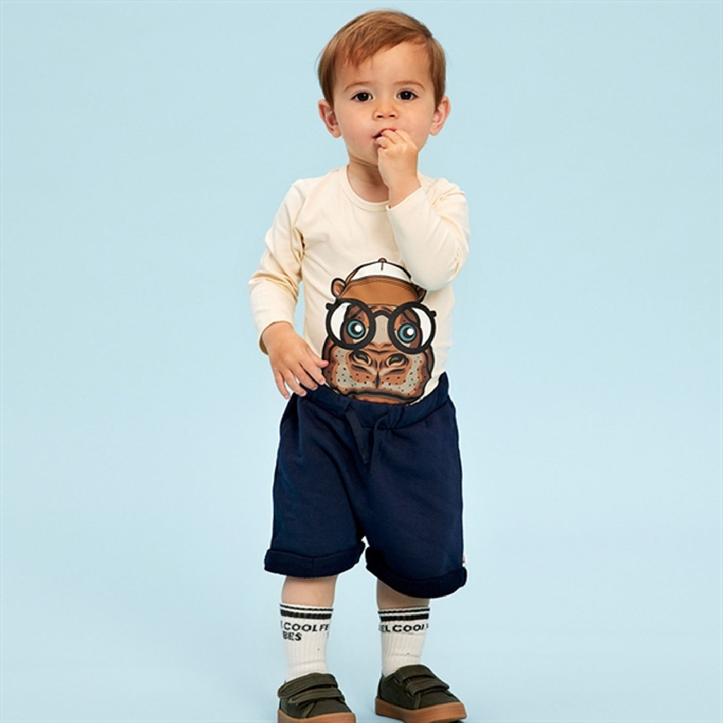 THE NEW Siblings White Swan Freddy Body