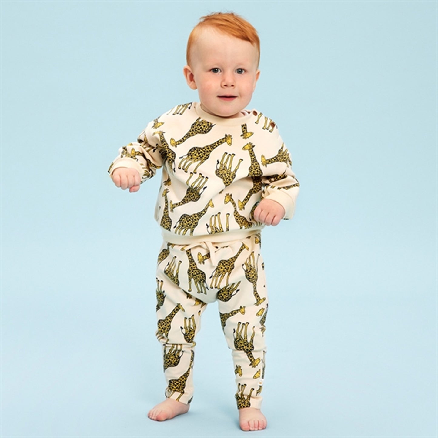 THE NEW Siblings White Swan Frej Sweatpants