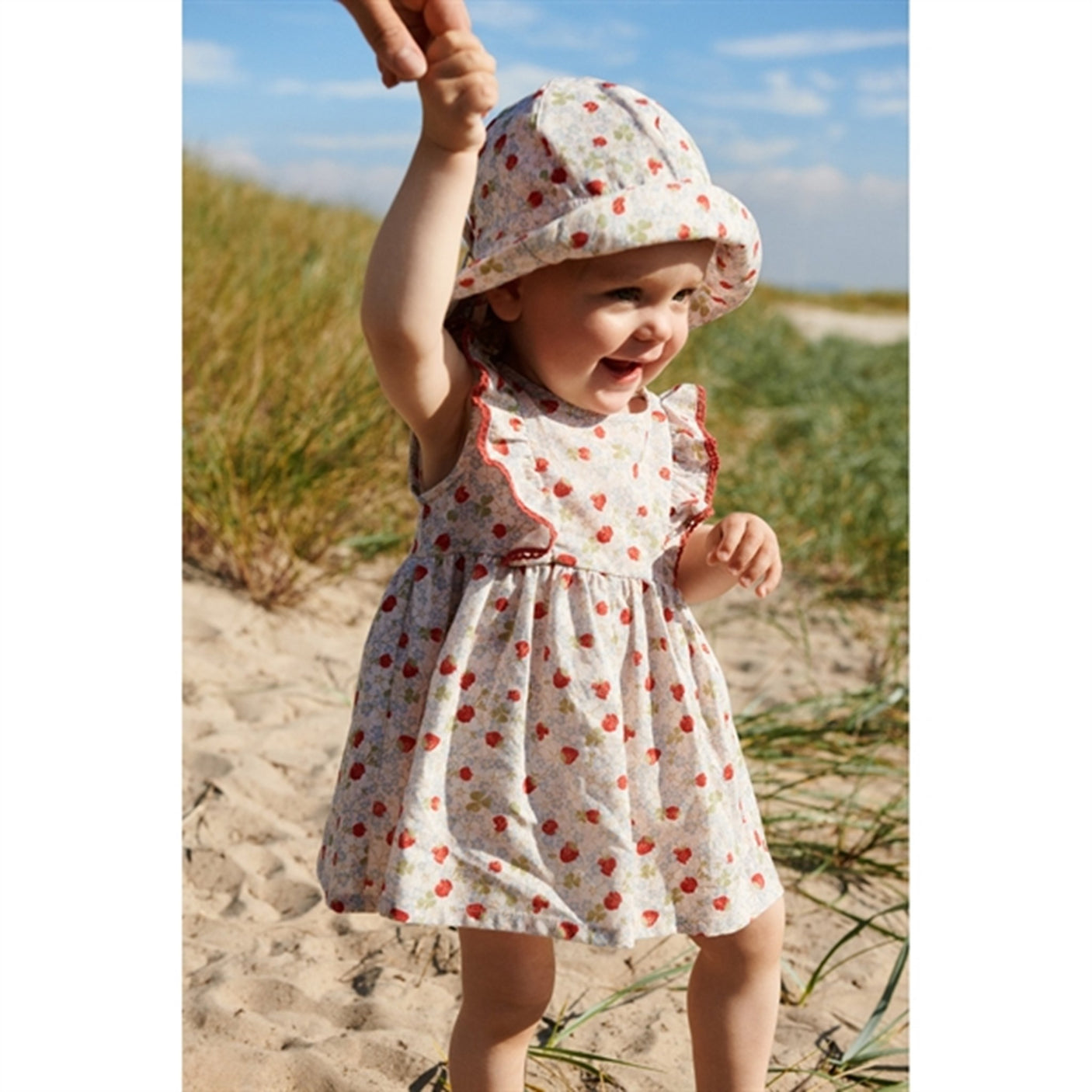 Wheat Rose Strawberries Sunhat Chloè