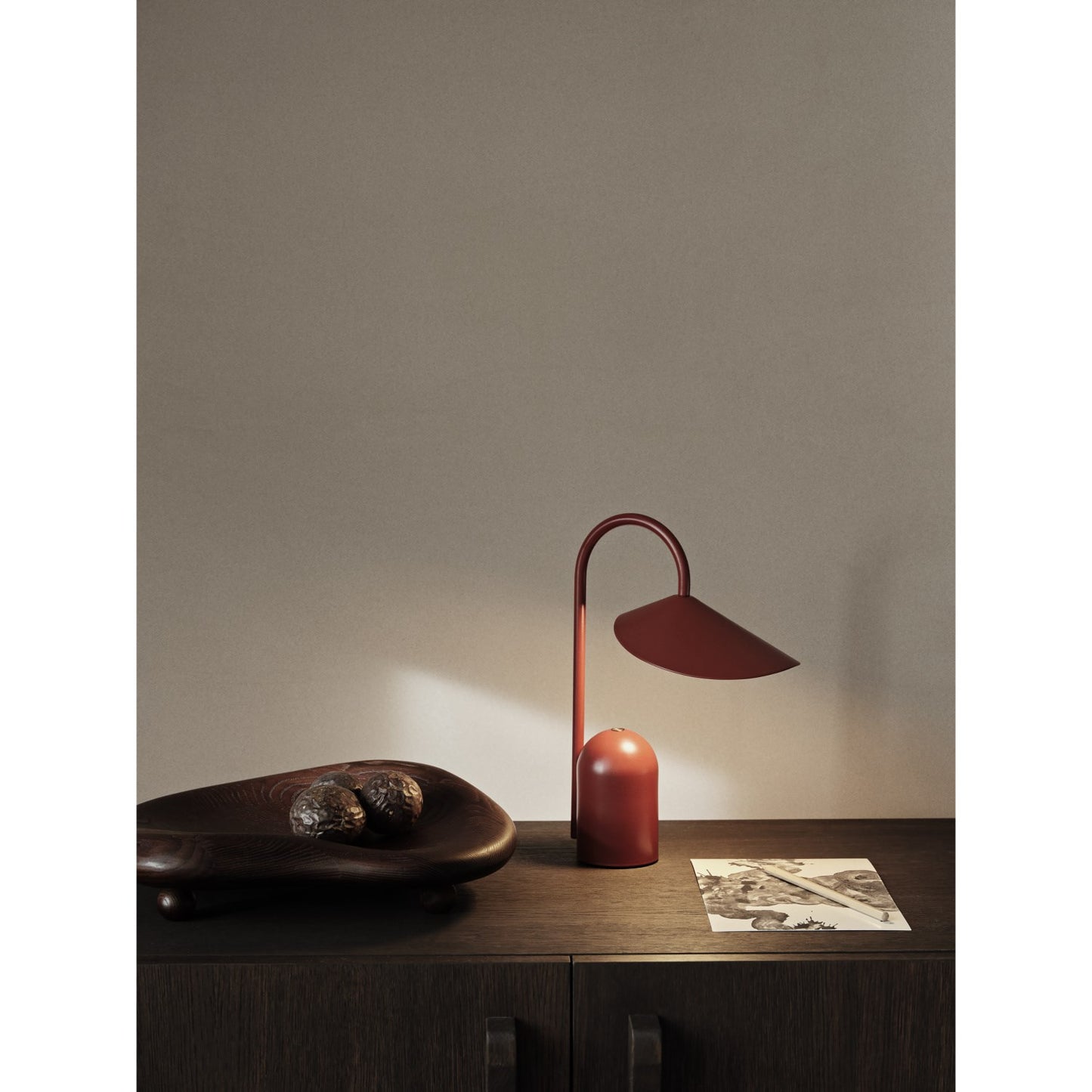 Ferm Living Oxide Red Arum Portable Lamp