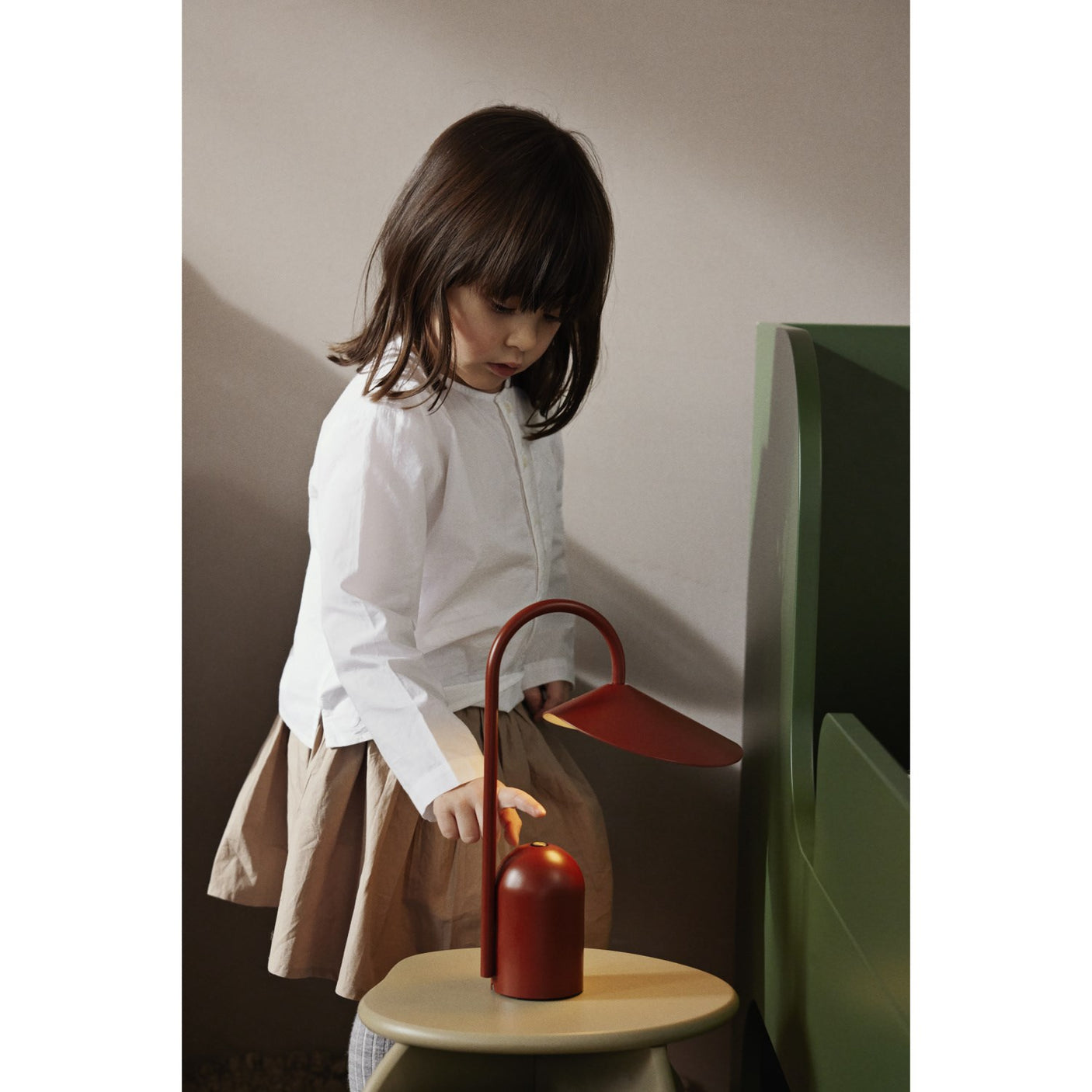 Ferm Living Oxide Red Arum Portable Lamp