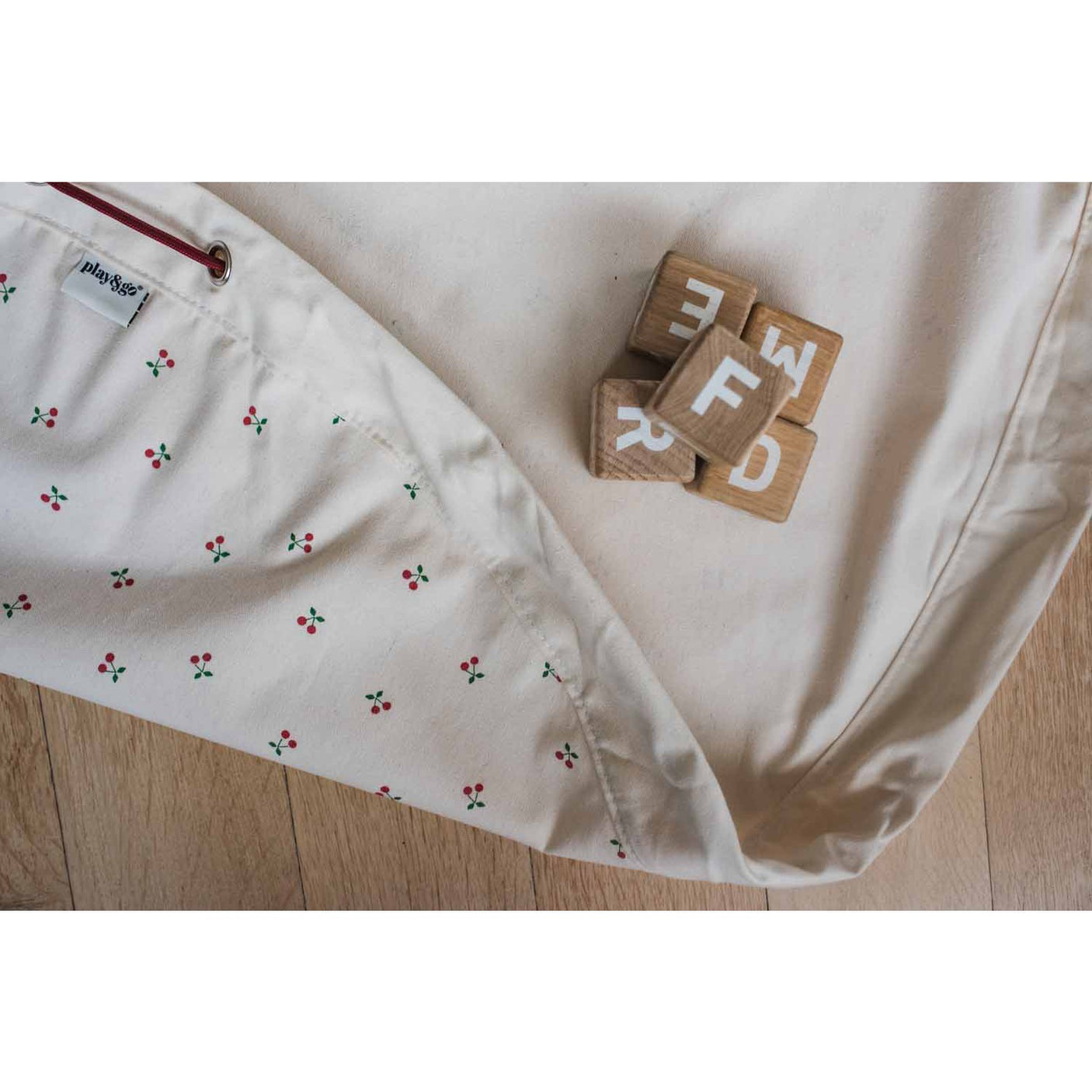 Play&Go Cherry Cherry 2-in-1 Playmat