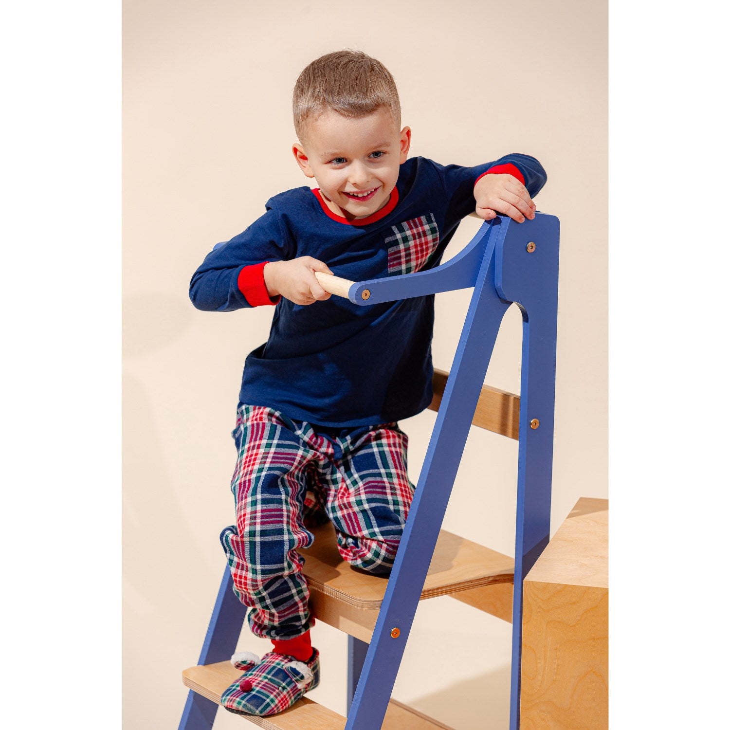 Duck Woodworks Transformable Kitchen Tower Blue