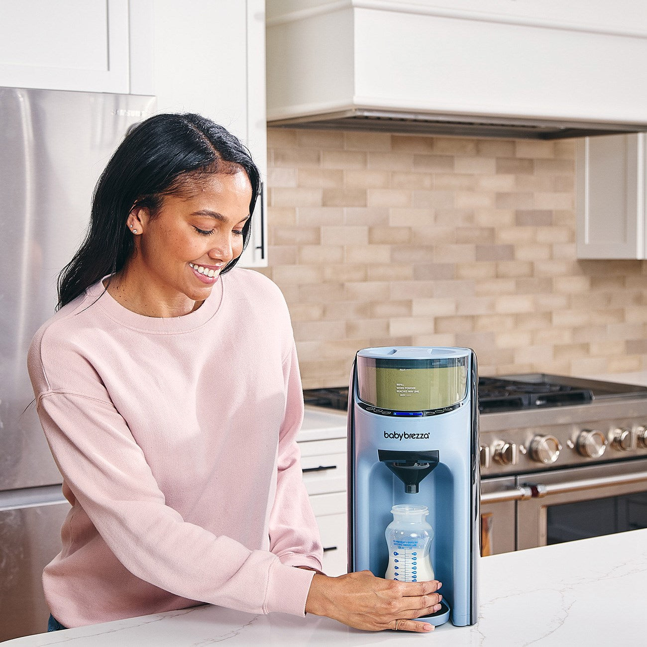 Baby Brezza Formula Pro Advanced ( 230 volt two-pin plug with round pins )