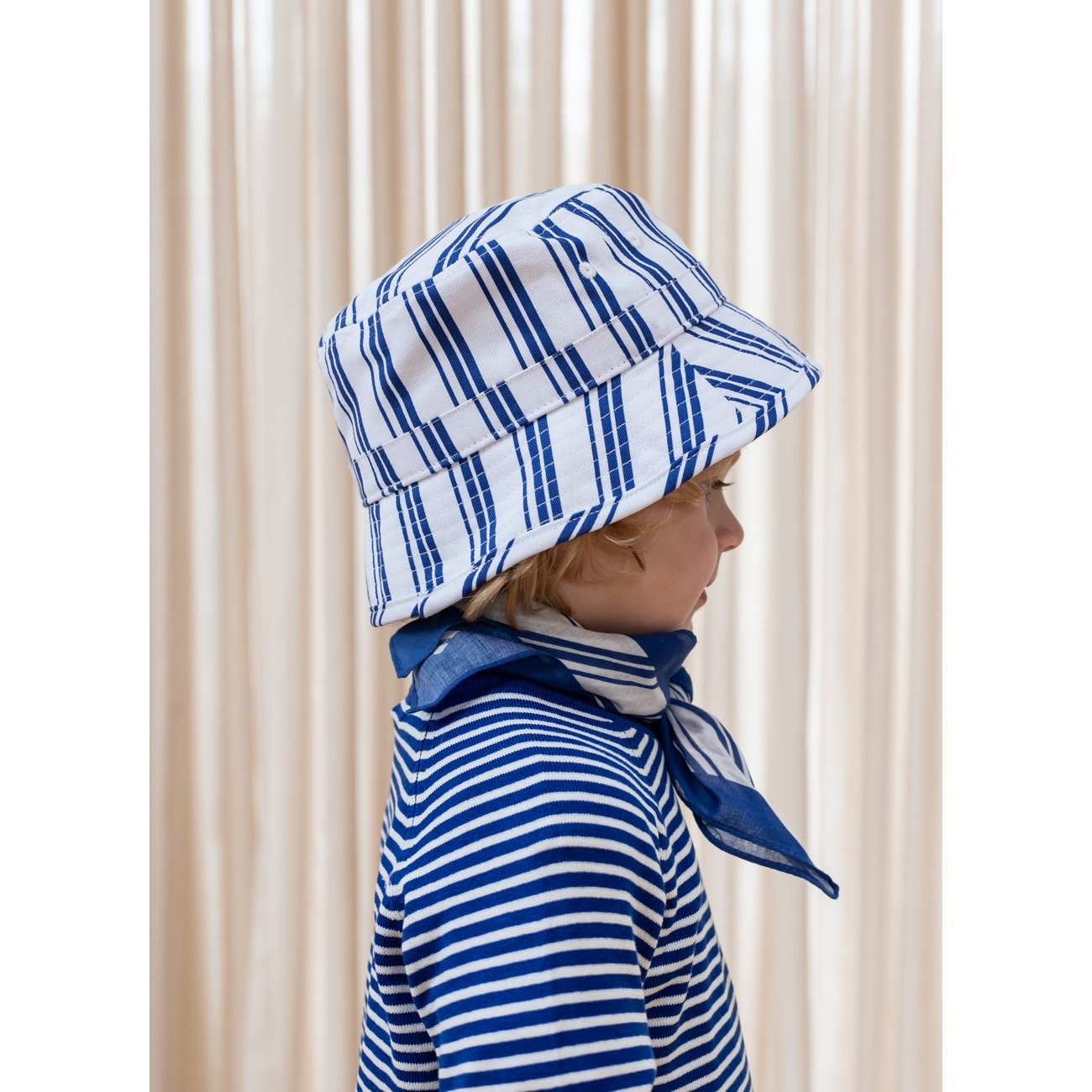 Fliink Cloud Dancer Mazerine Blue Stripe Kota Bucket Hat