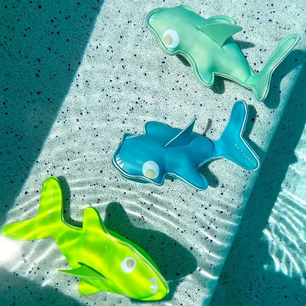 SunnyLife Dive Buddies Salty the Shark Aqua Neon Yellow 2