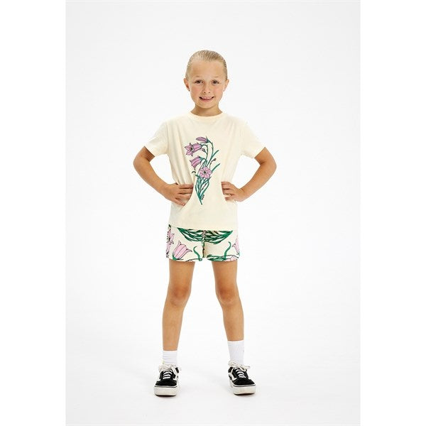 The New White Swan Campanula Flower AOP Kylie Shorts