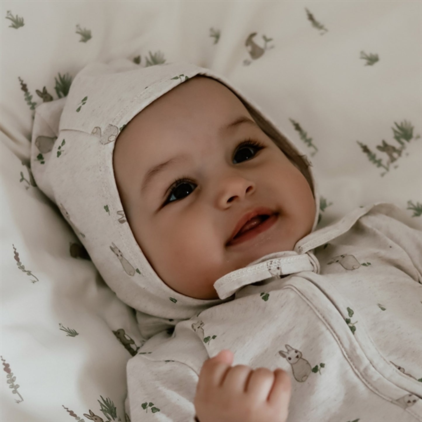 That's Mine Clovers and Bunnies Milan Helmet