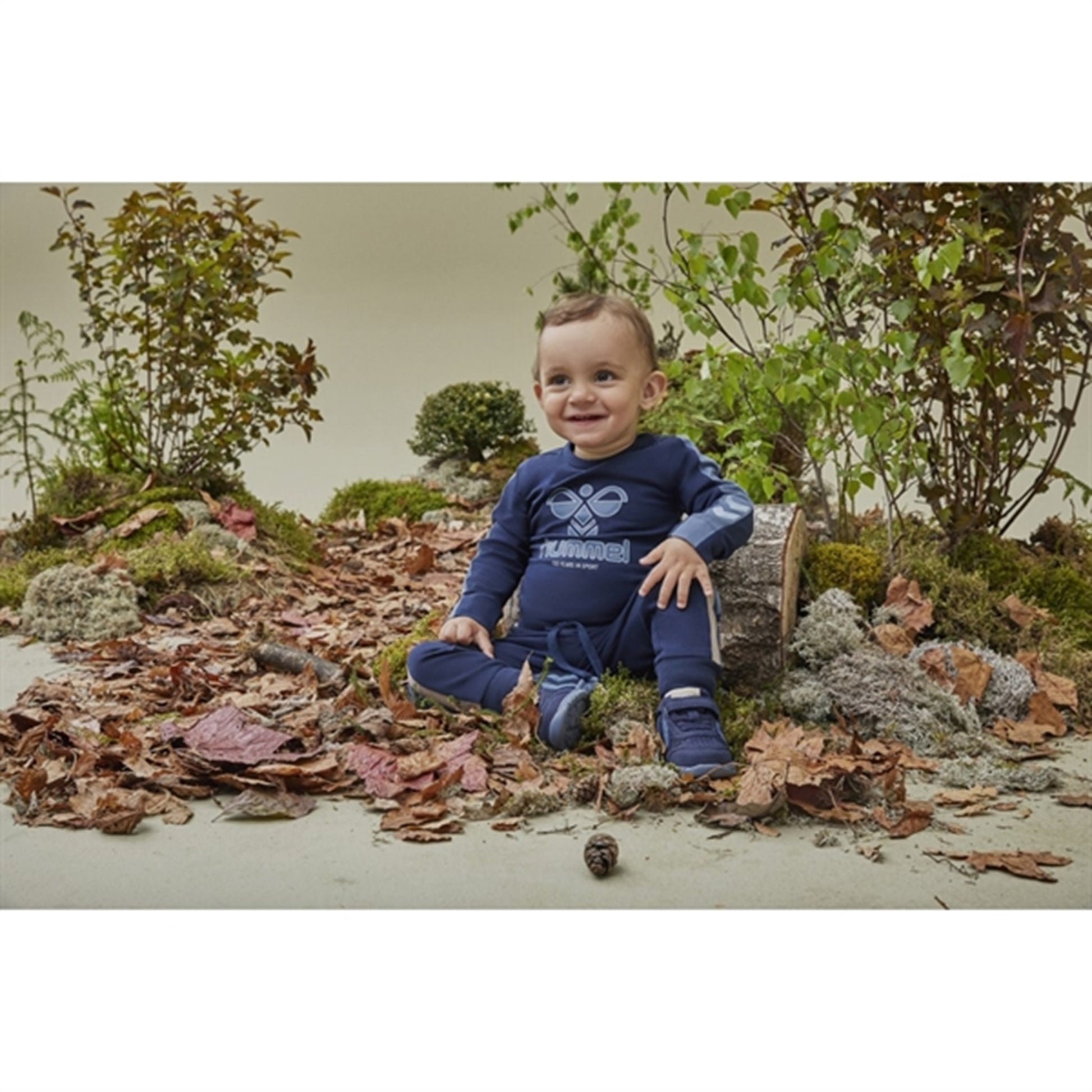 Hummel Black Iris Mio Body