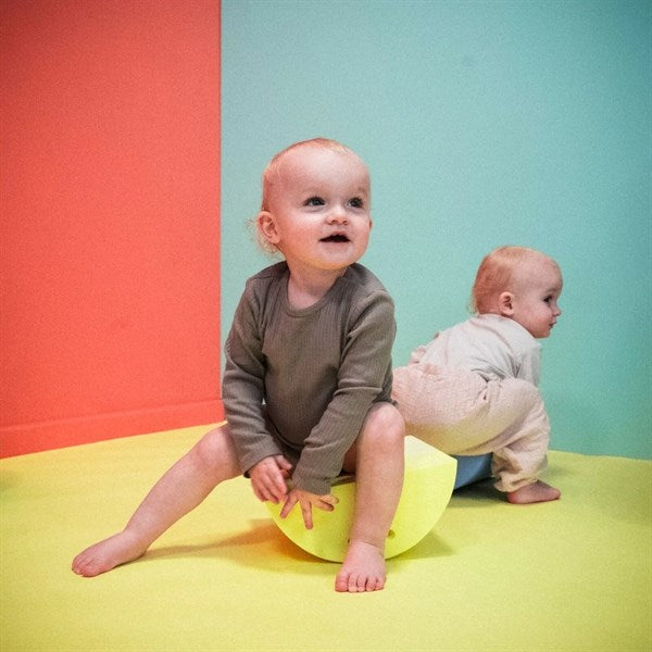 bObles Chicken Soft Yellow