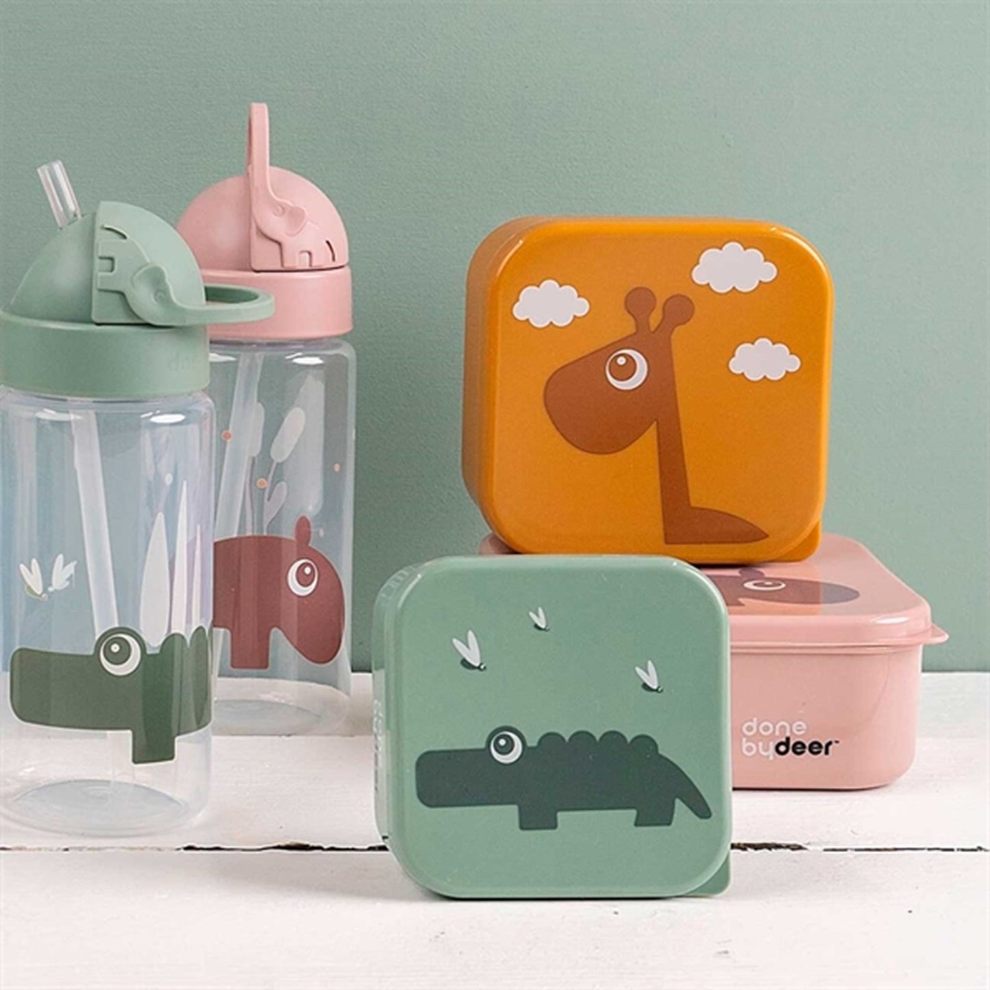 Done by Deer Straw Bottle Ozzo Pulver