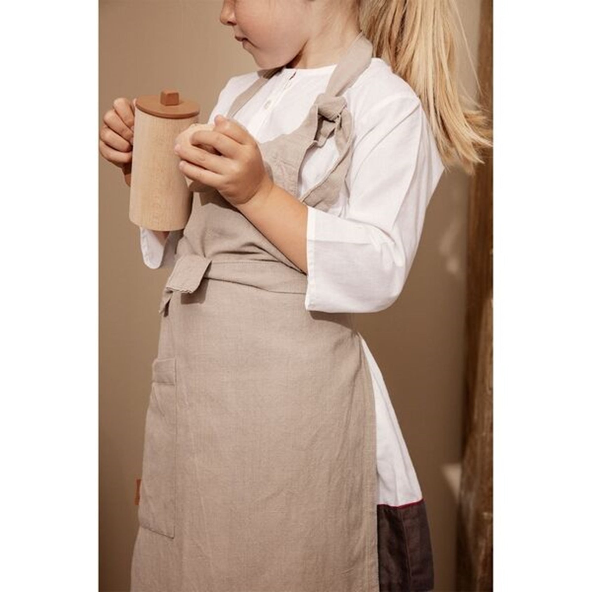 Ferm Living Kids Hale Apron Sand