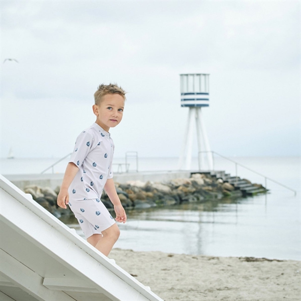 Petit Crabe Sand Boat Natsu Onesie with Zipper