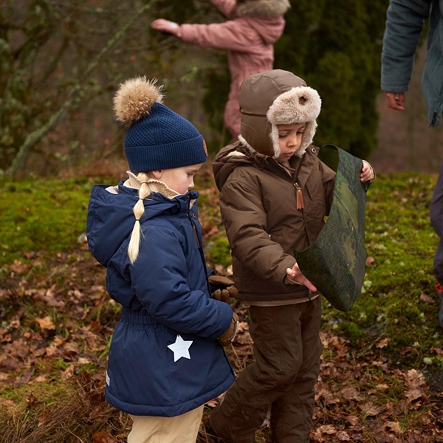 MINI A TURE Crister Winter Hood Wood