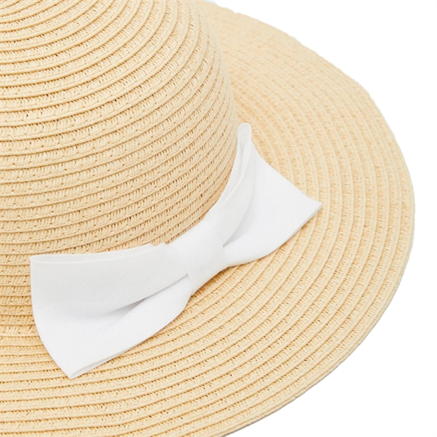 Name it White Alyssum Femke Straw Hat