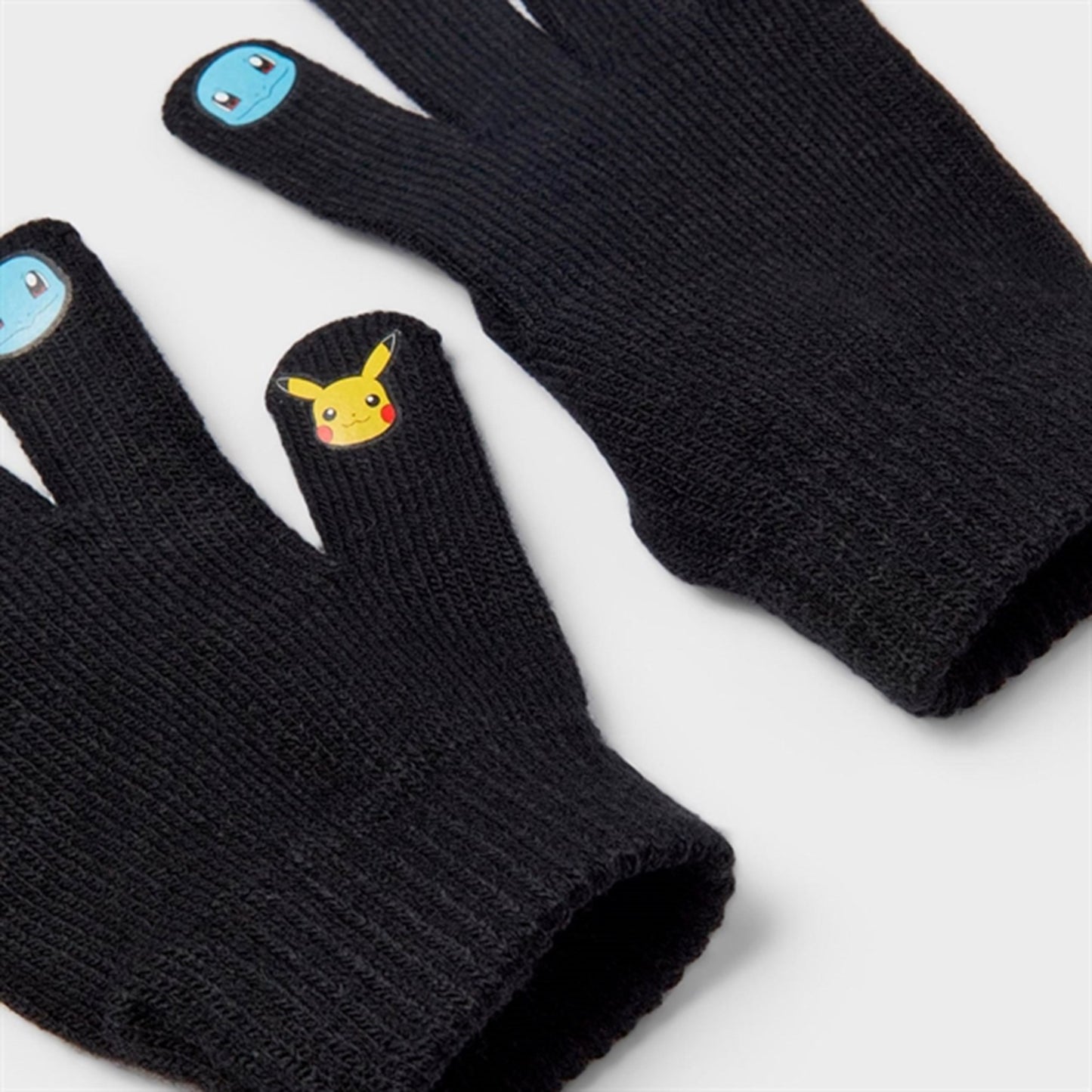 Name it Black Skjalm Pokemon Magic Mittens