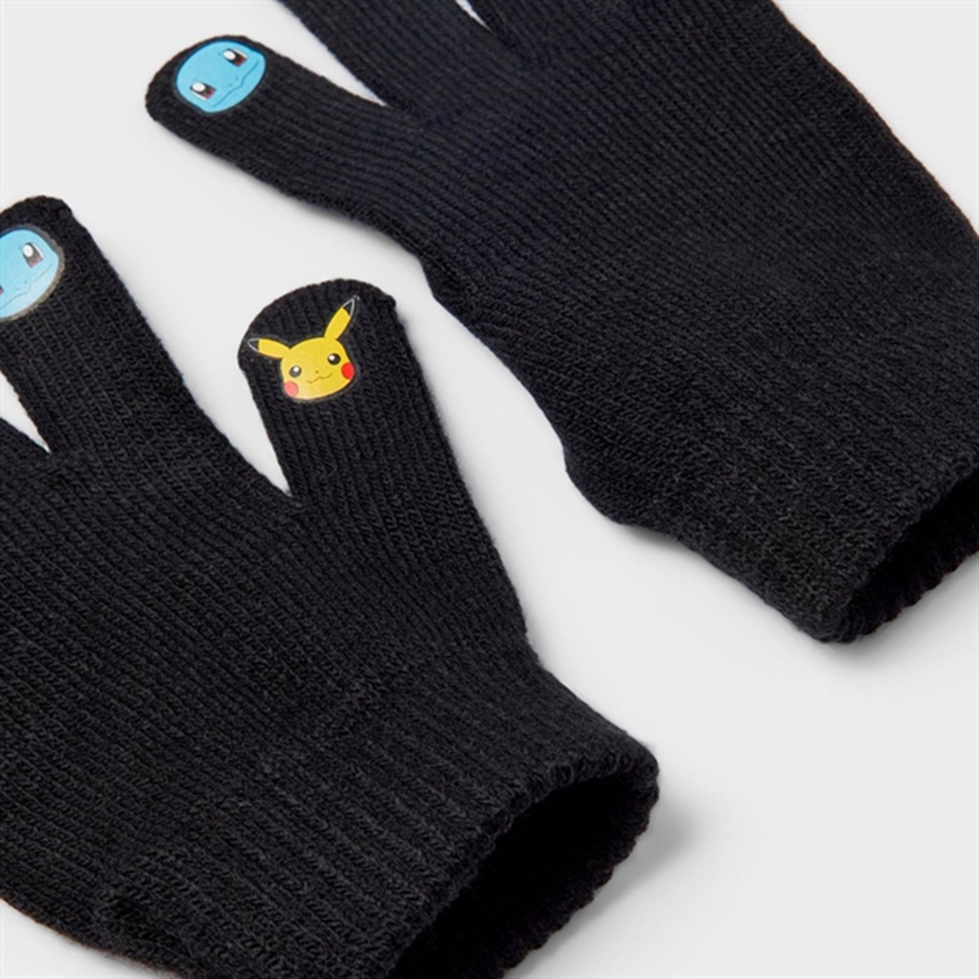 Name it Black Skjalm Pokemon Magic Mittens