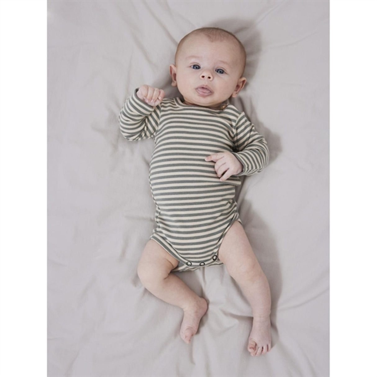 Lil'Atelier Fog Agave Green Stripes Gago Slim Body Noos