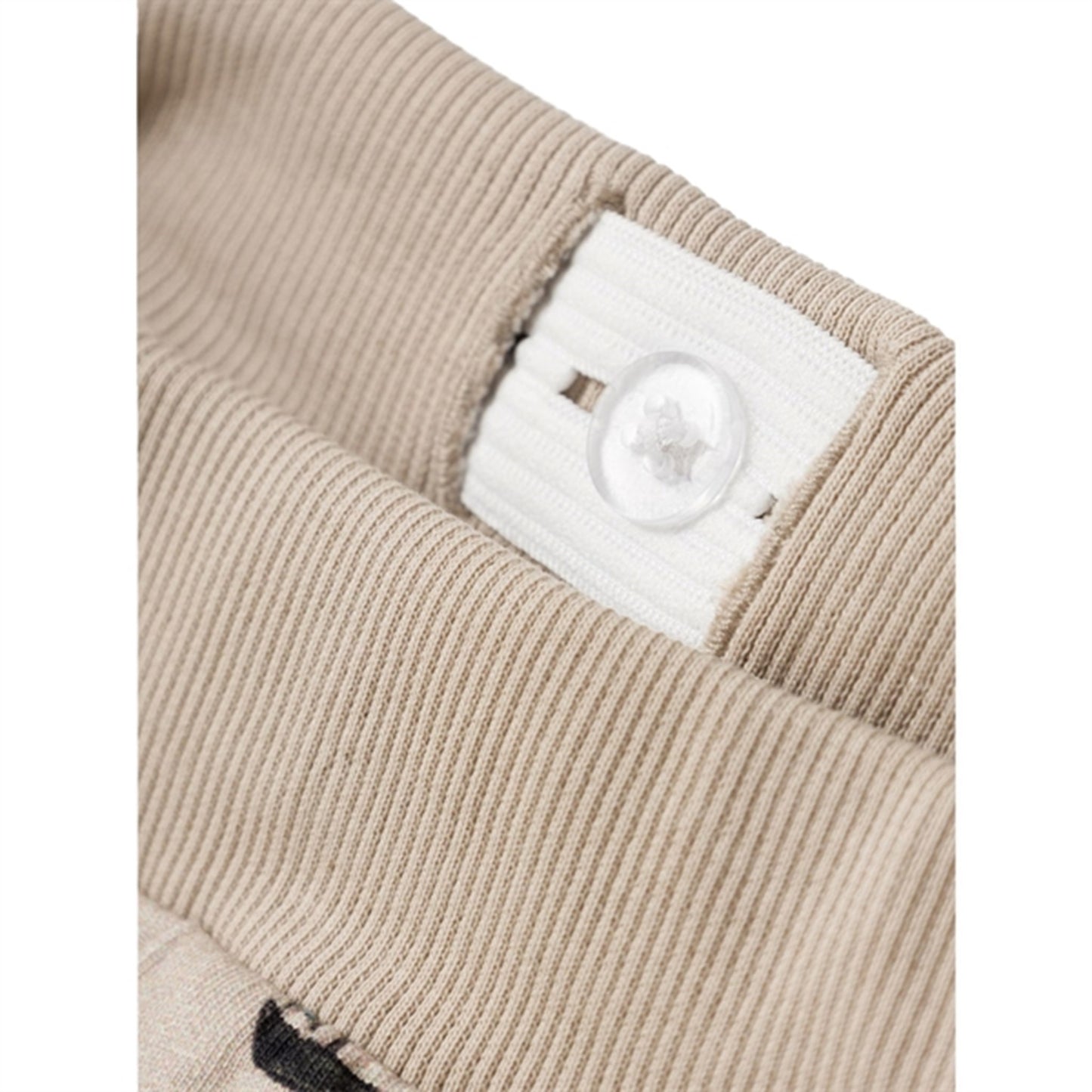 Name it White Pepper Heyan Shorts