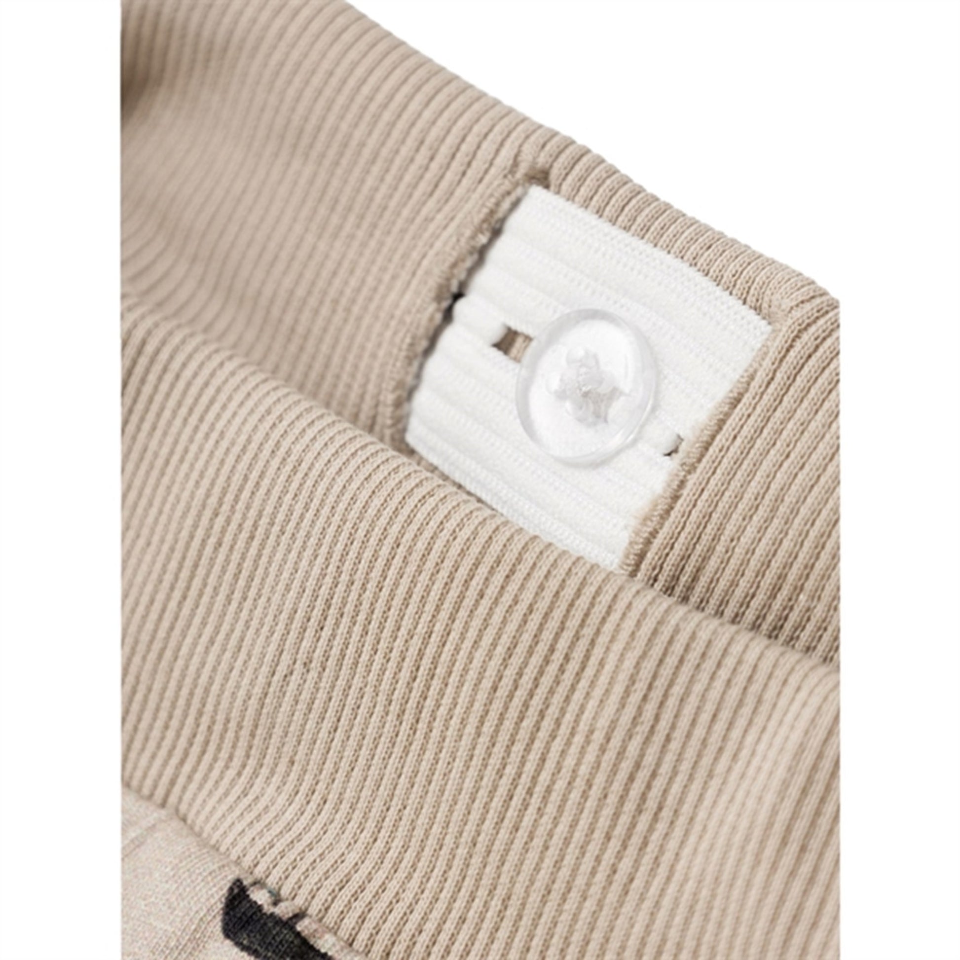 Name it White Pepper Heyan Shorts