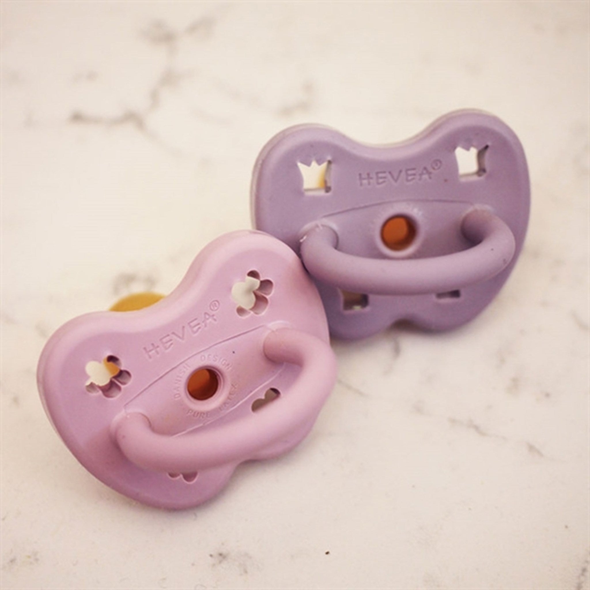 Hevea Pacifier 2-Pack Round Classic Dusty Violet & Light Orchid 2