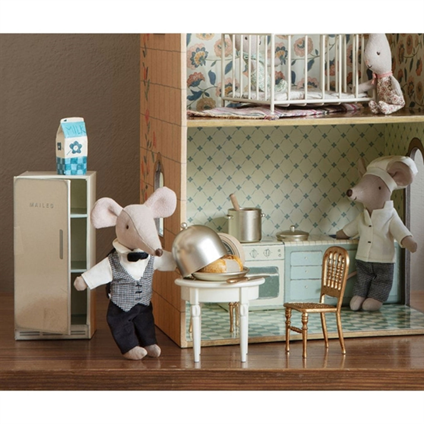 Maileg Side Table Mouse