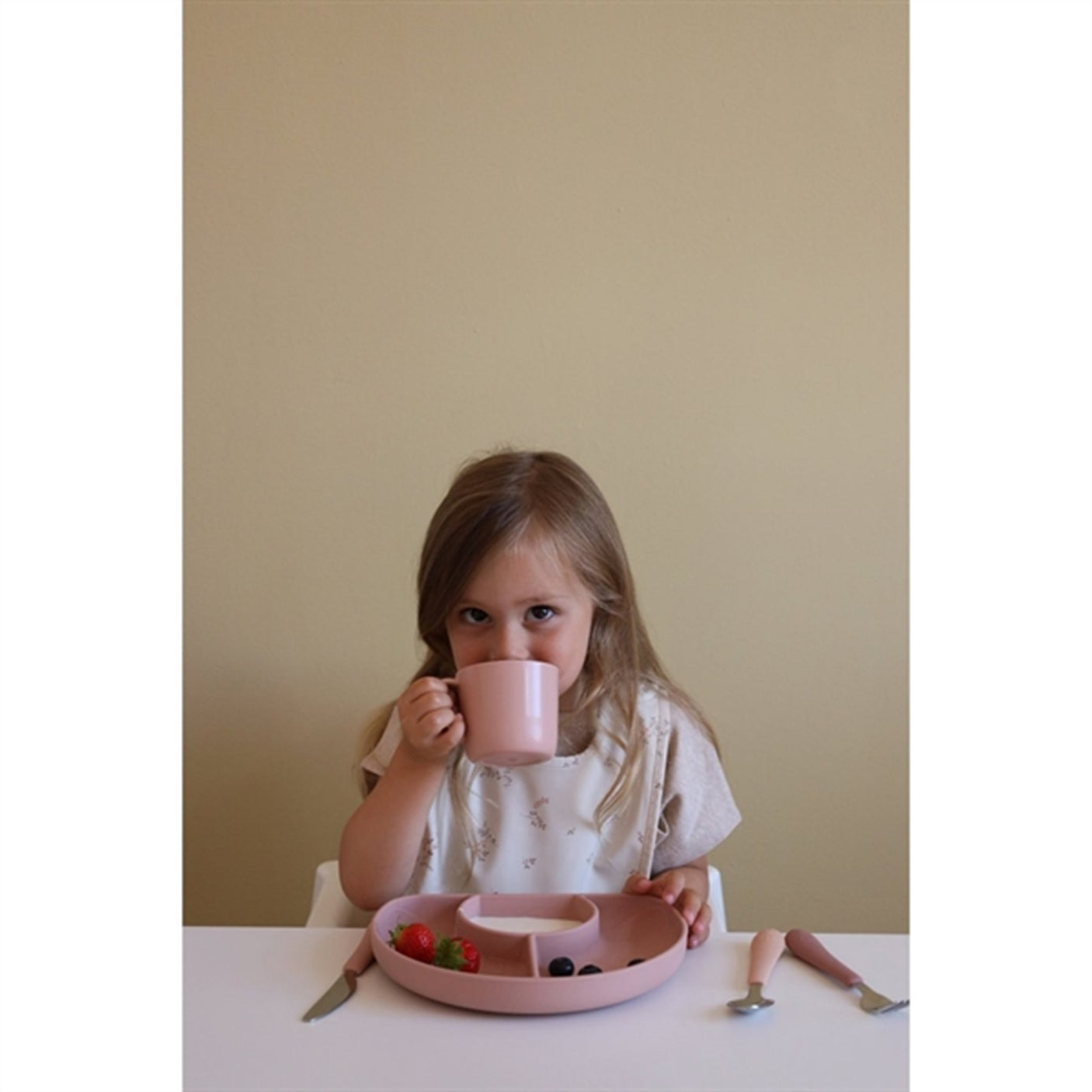 Cam Cam Copenhagen Flower Divided Plate Dusty Rose