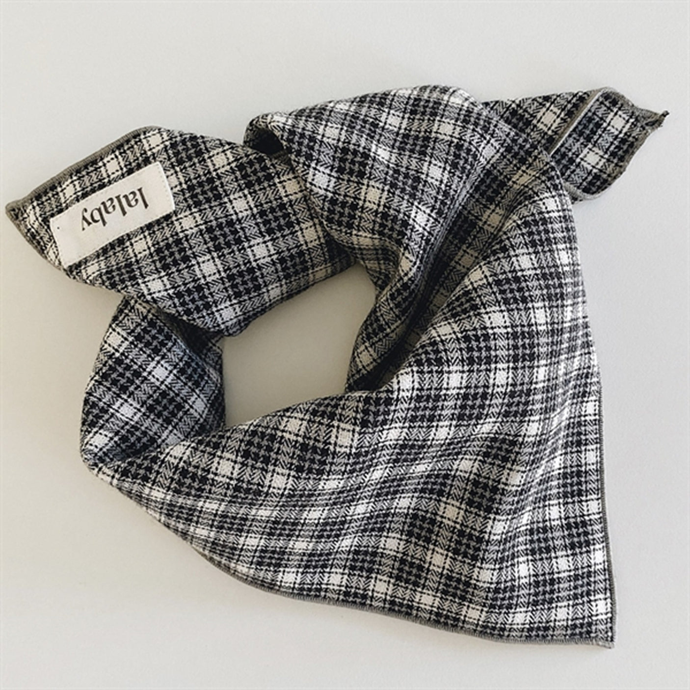 lalaby Winter Check Eddie Scarf