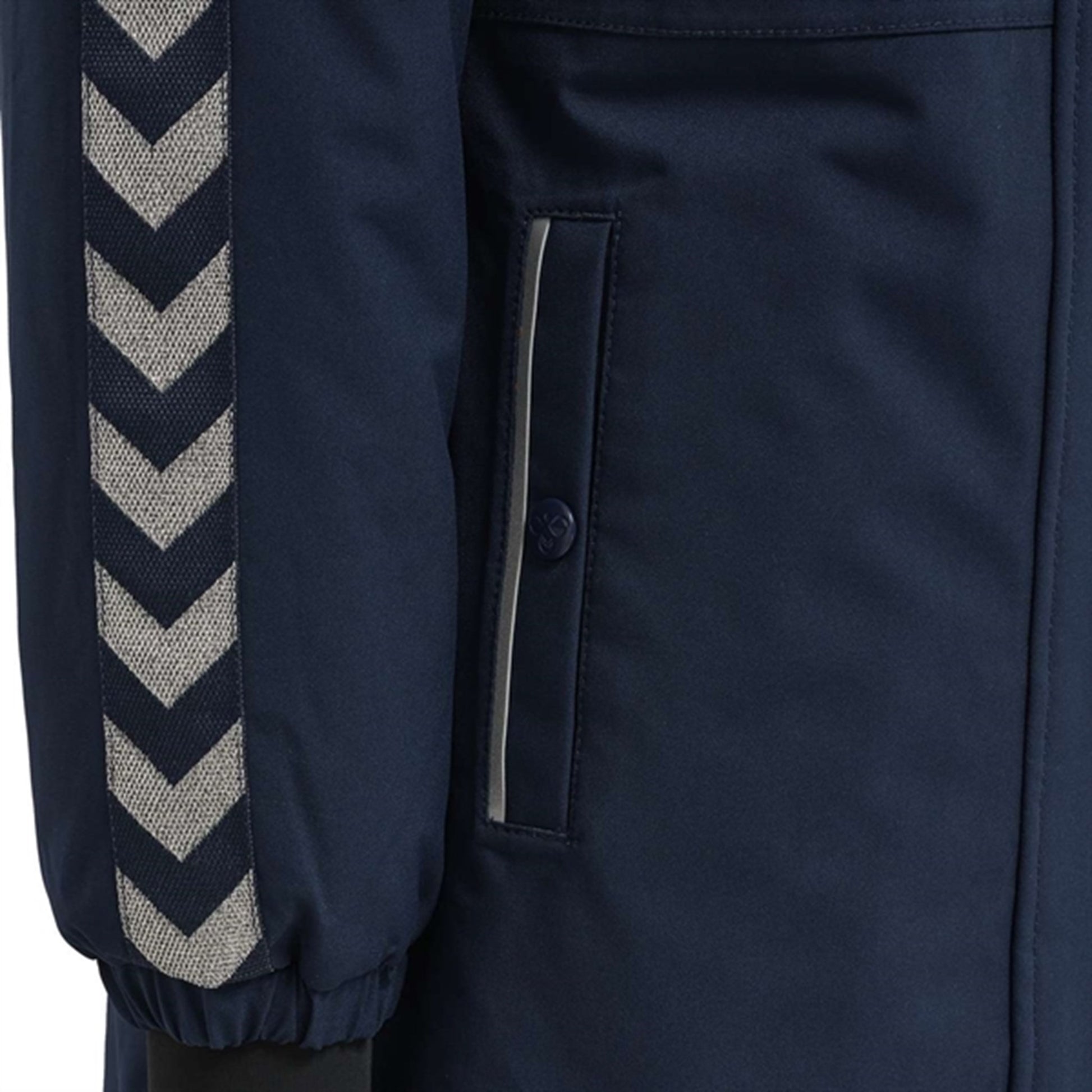 Hummel Leaf Winter Jacket Tex Black Iris 3