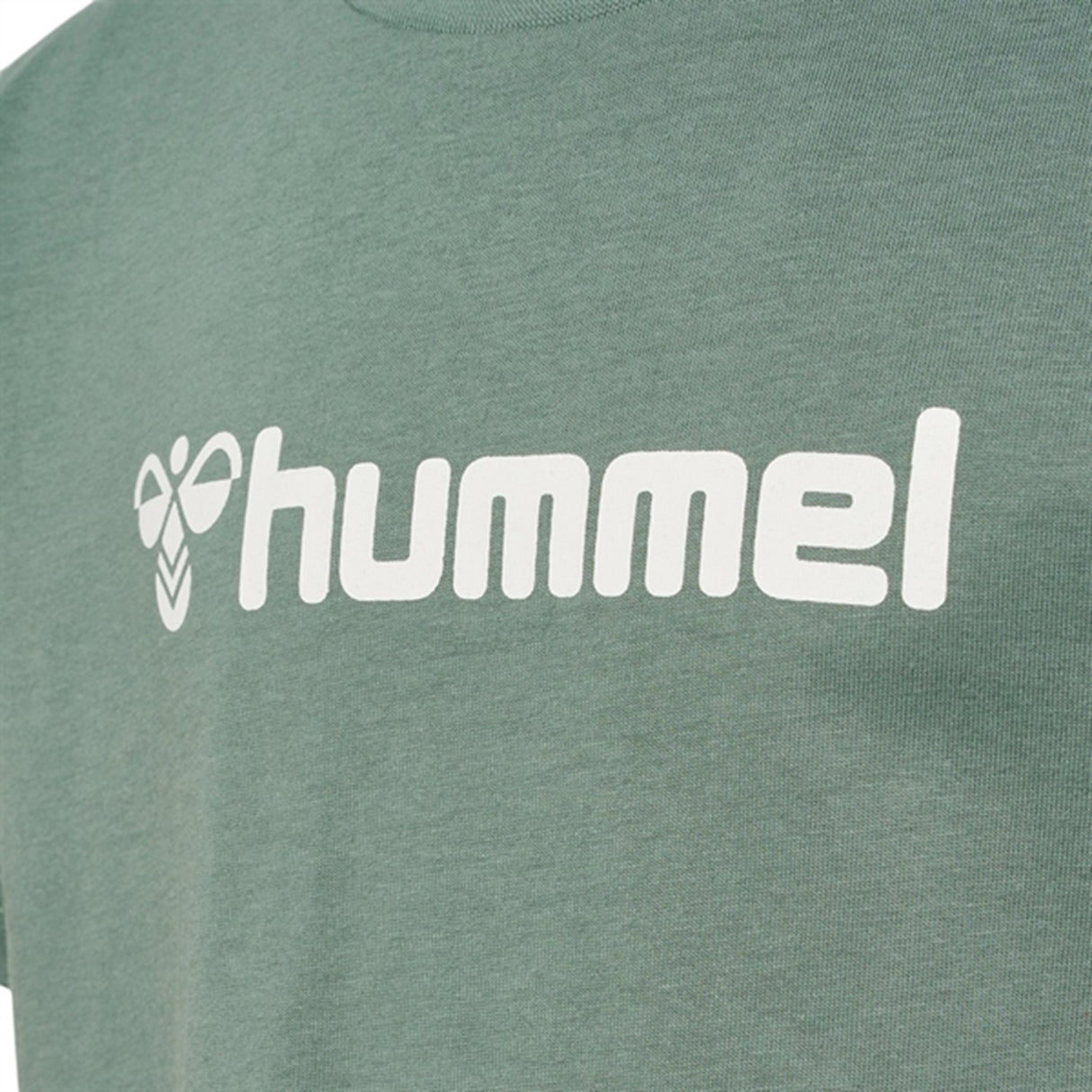 Hummel Laurel Wreath Novet Shorts Set